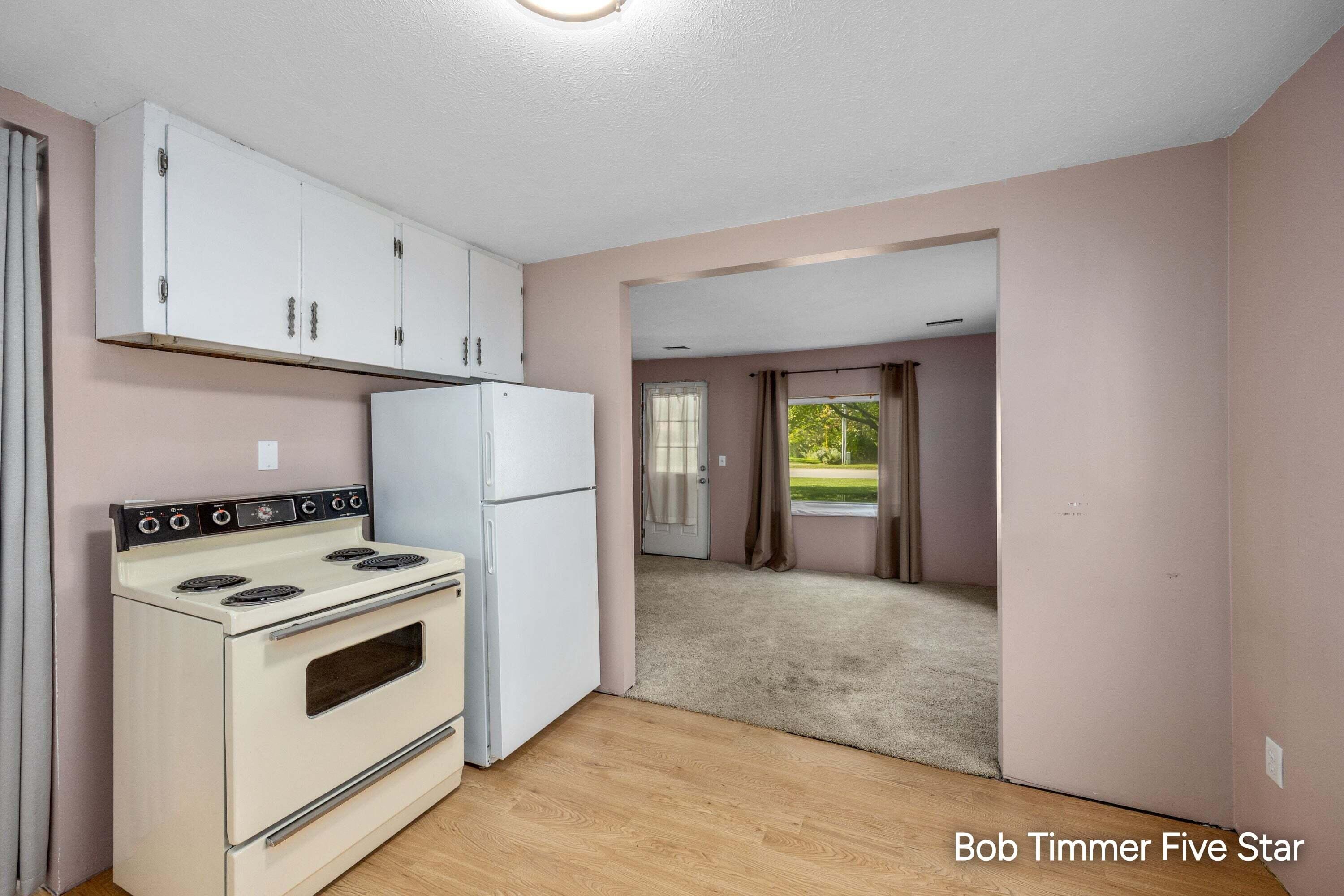 2284 104th Avenue Zeeland MI 49464