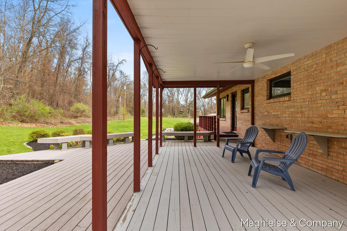 9391 Summit Avenue NE Rockford MI 49341