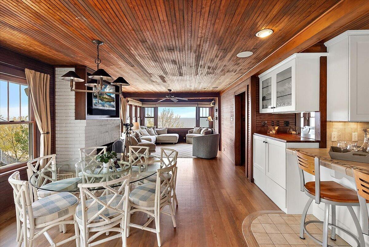 2448 Bluebell Court Macatawa MI 49434