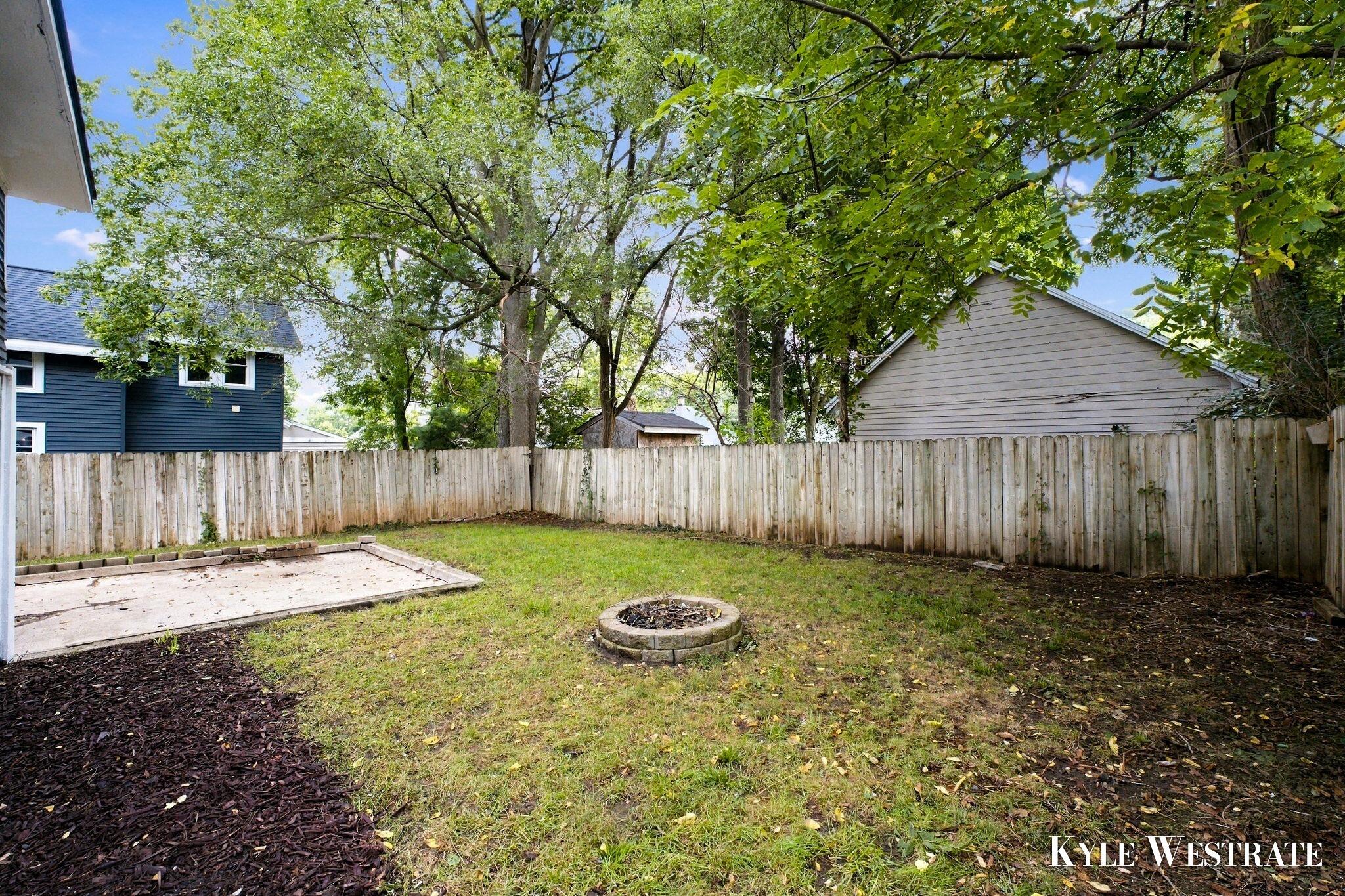 2928 Coit Avenue NE Grand Rapids MI 49505