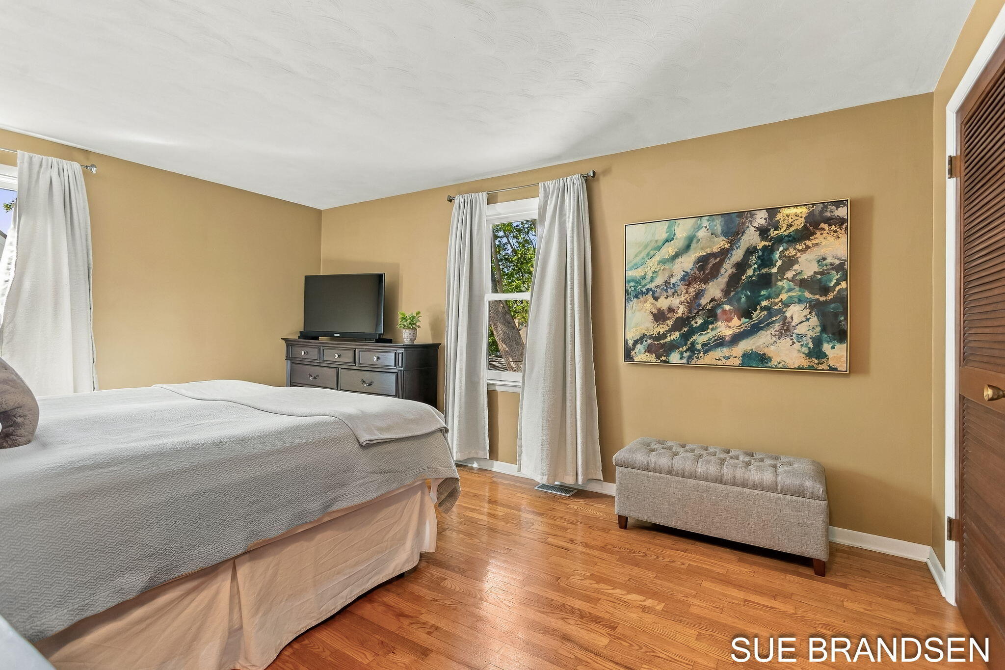 23 E 30th Street Holland MI 49423