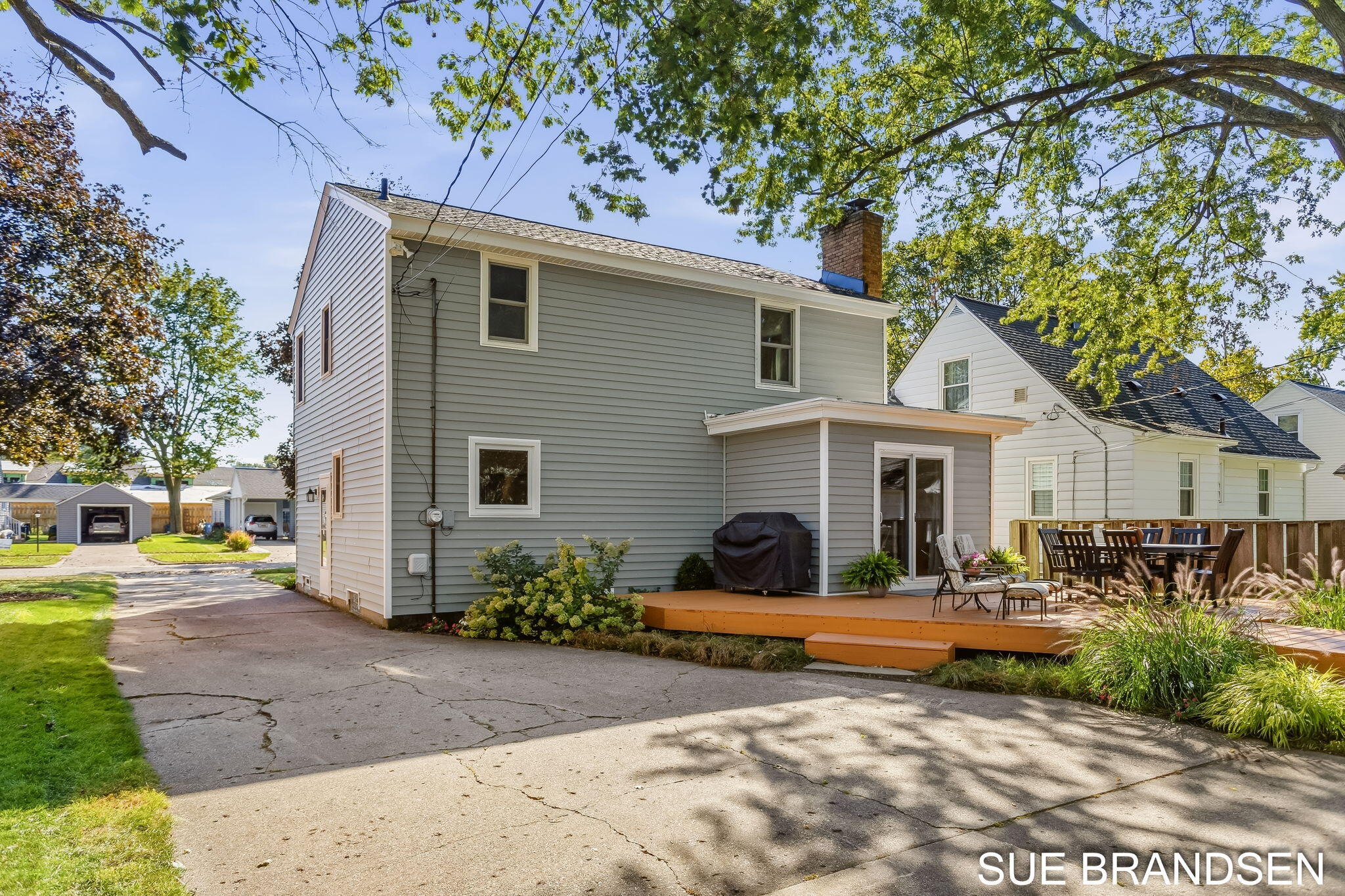 23 E 30th Street Holland MI 49423