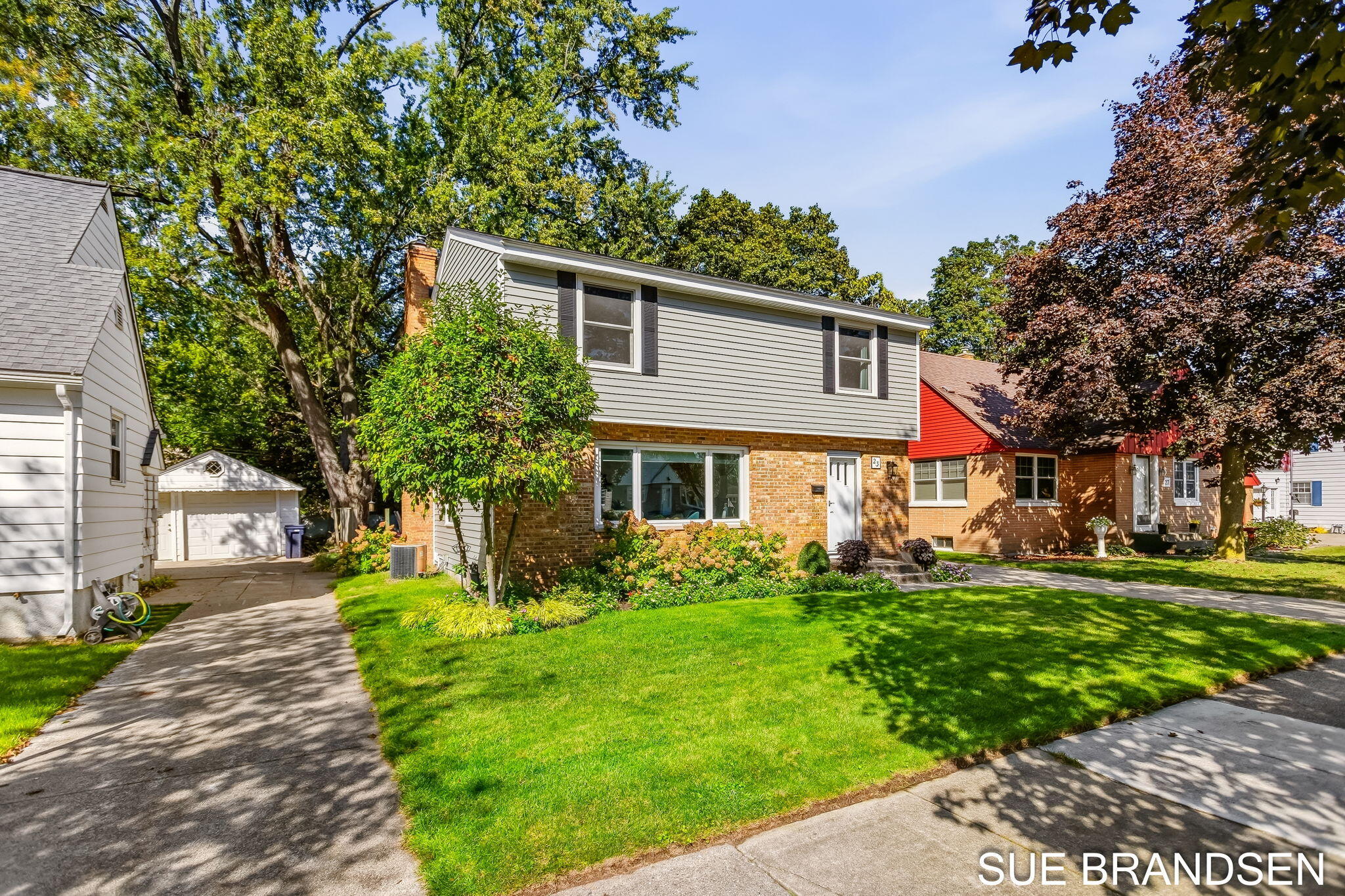 23 E 30th Street Holland MI 49423
