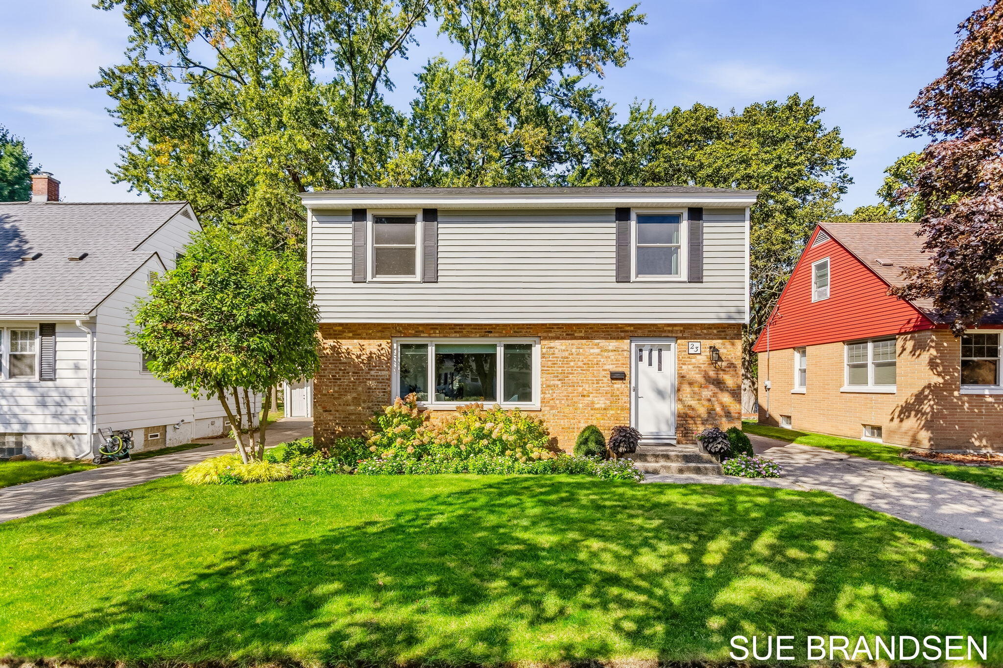 23 E 30th Street Holland MI 49423