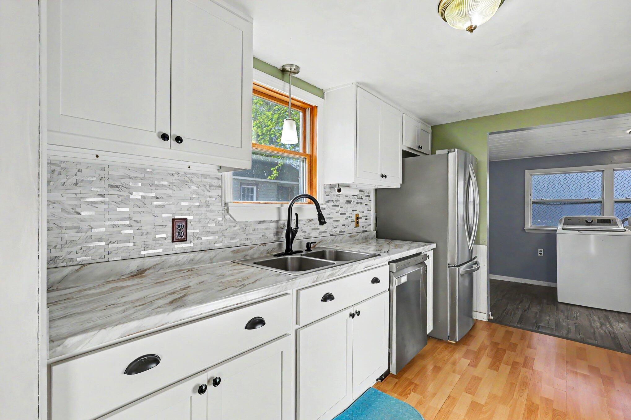 353 Vista Terrace Muskegon MI 49442