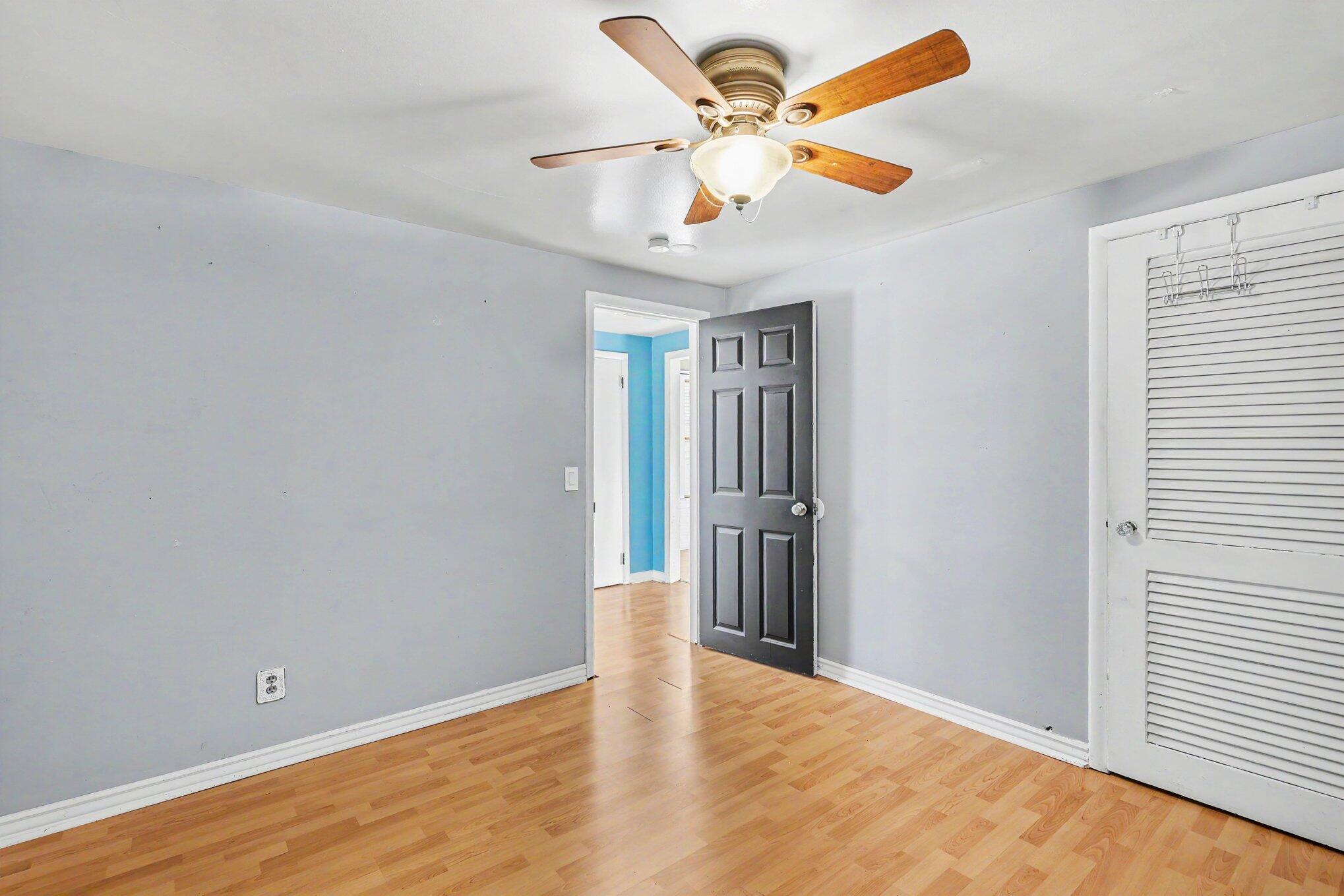 353 Vista Terrace Muskegon MI 49442