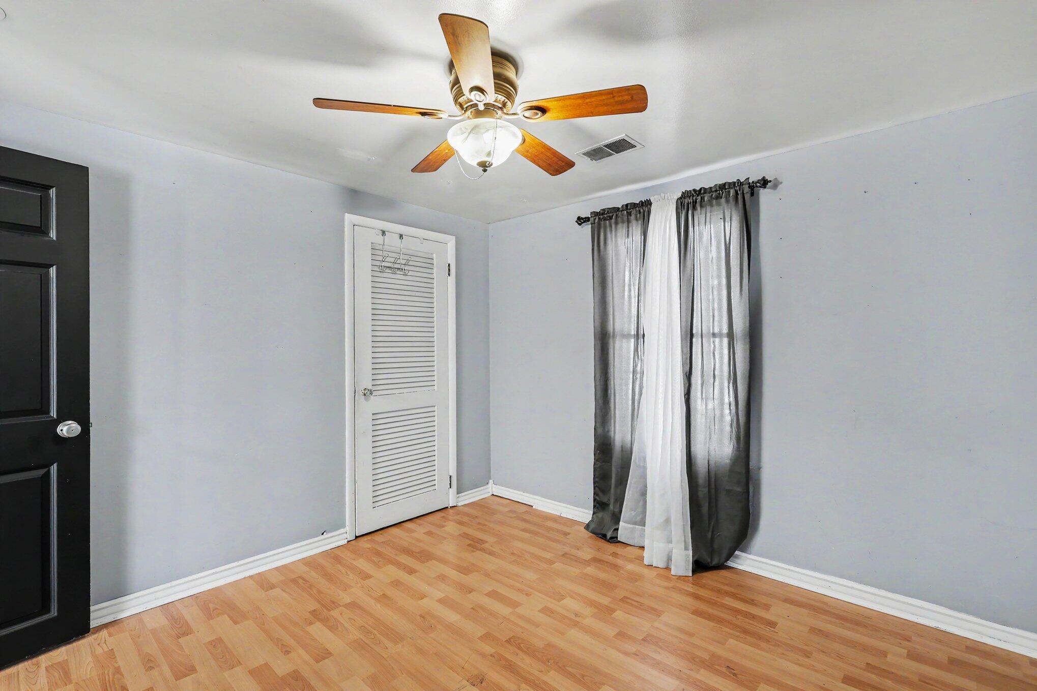 353 Vista Terrace Muskegon MI 49442