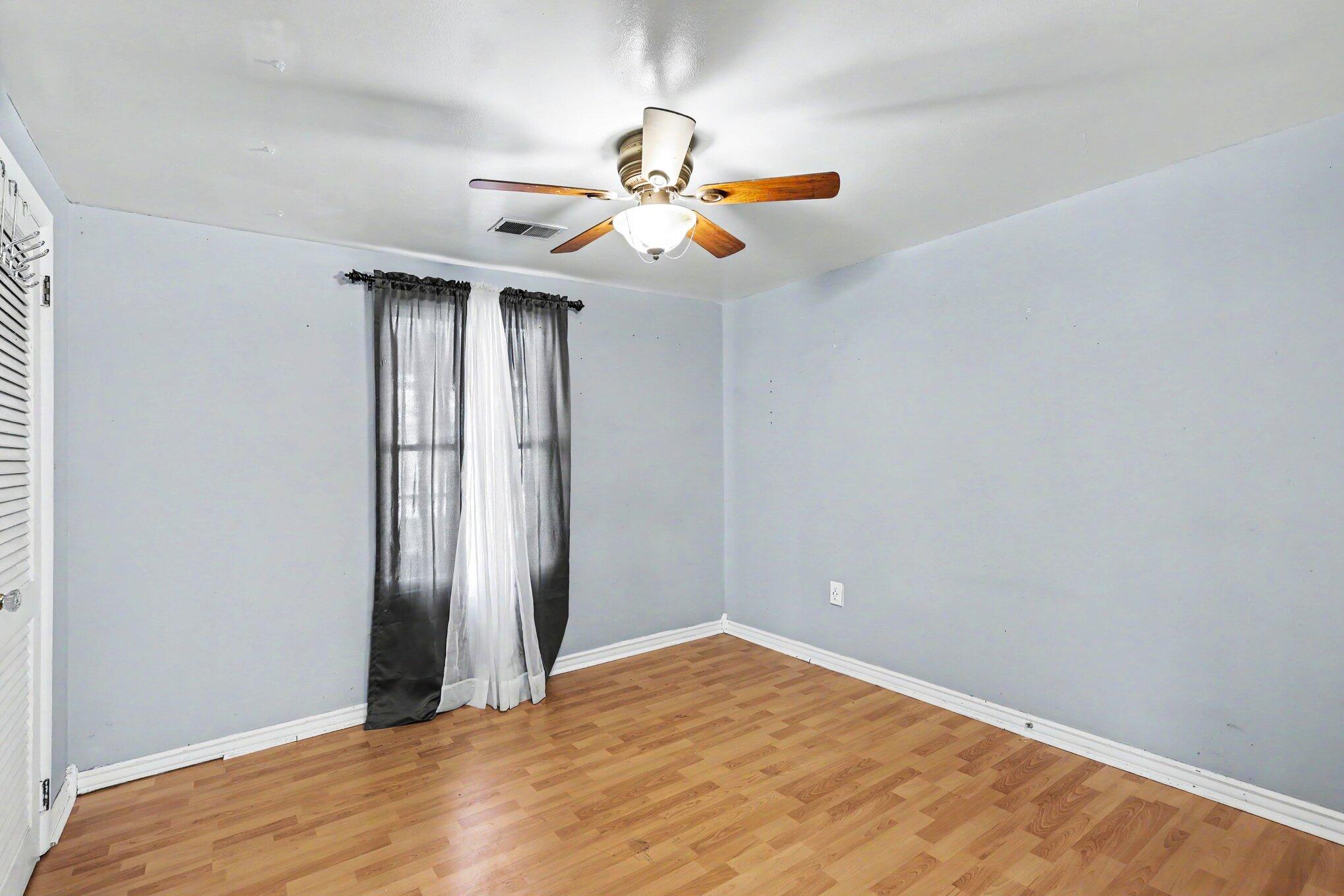 353 Vista Terrace Muskegon MI 49442