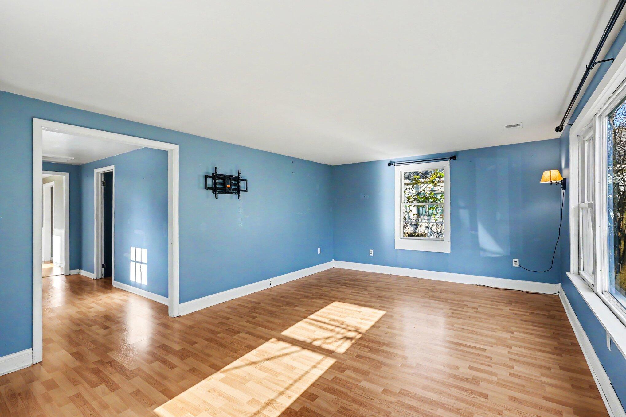 353 Vista Terrace Muskegon MI 49442