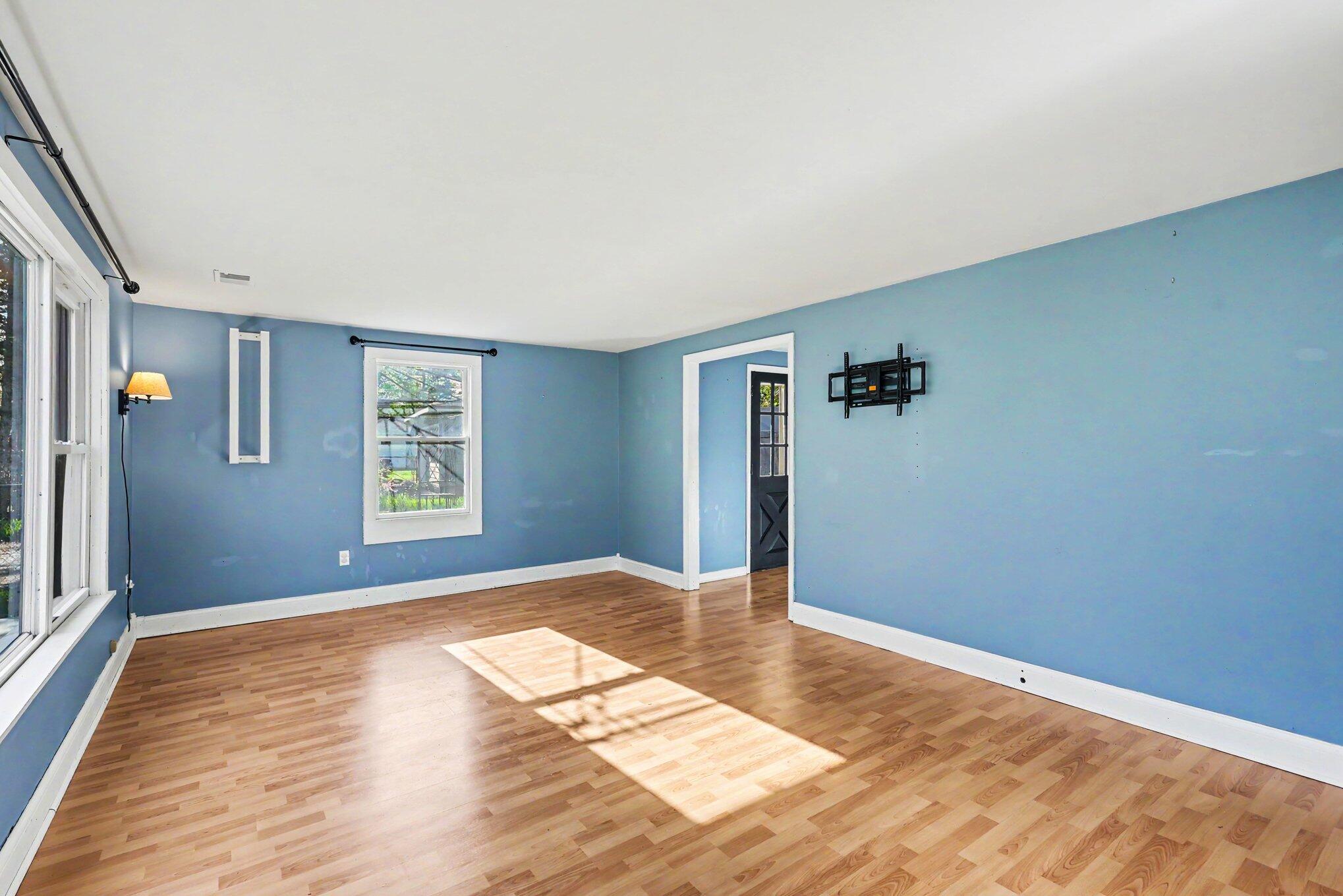 353 Vista Terrace Muskegon MI 49442