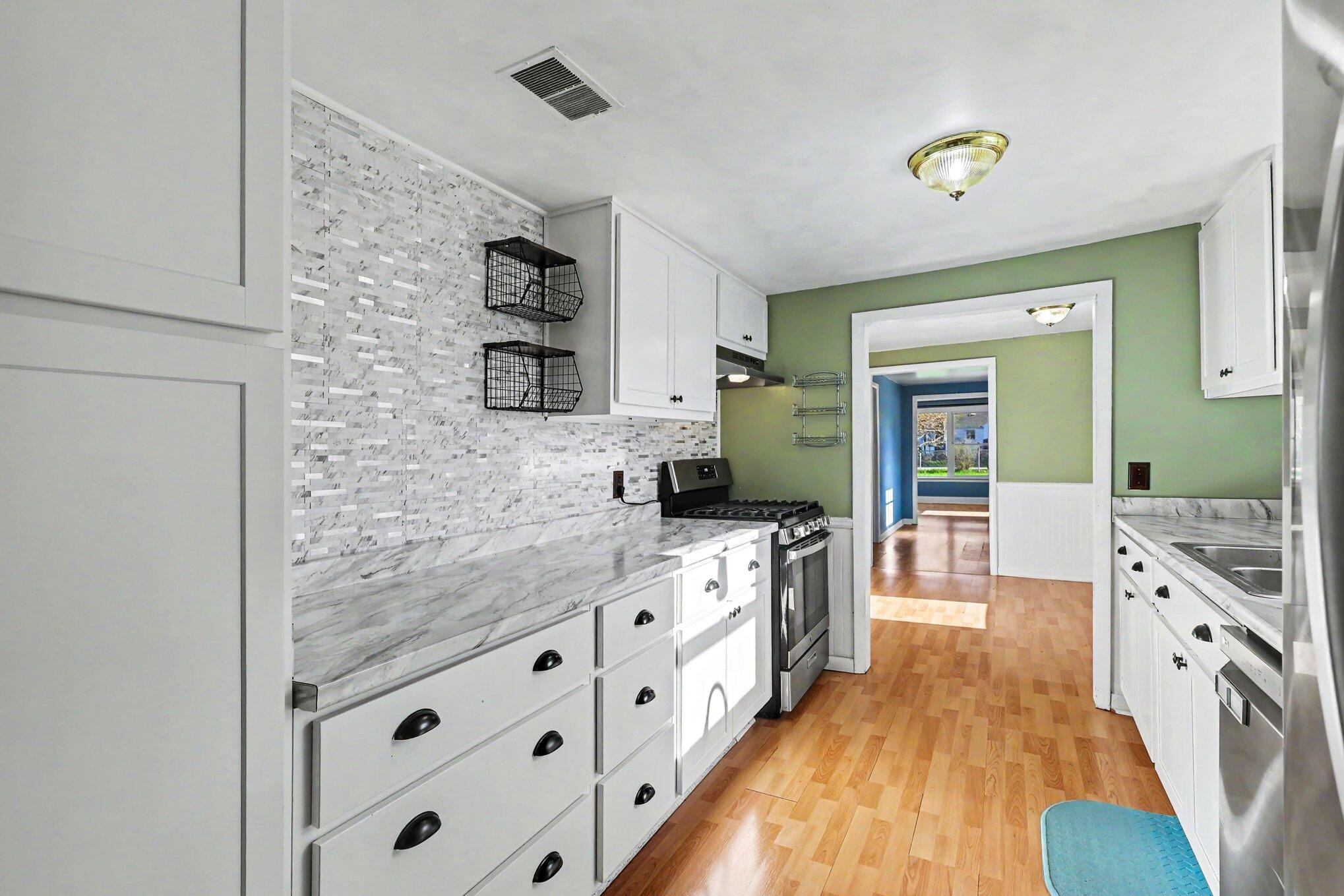 353 Vista Terrace Muskegon MI 49442