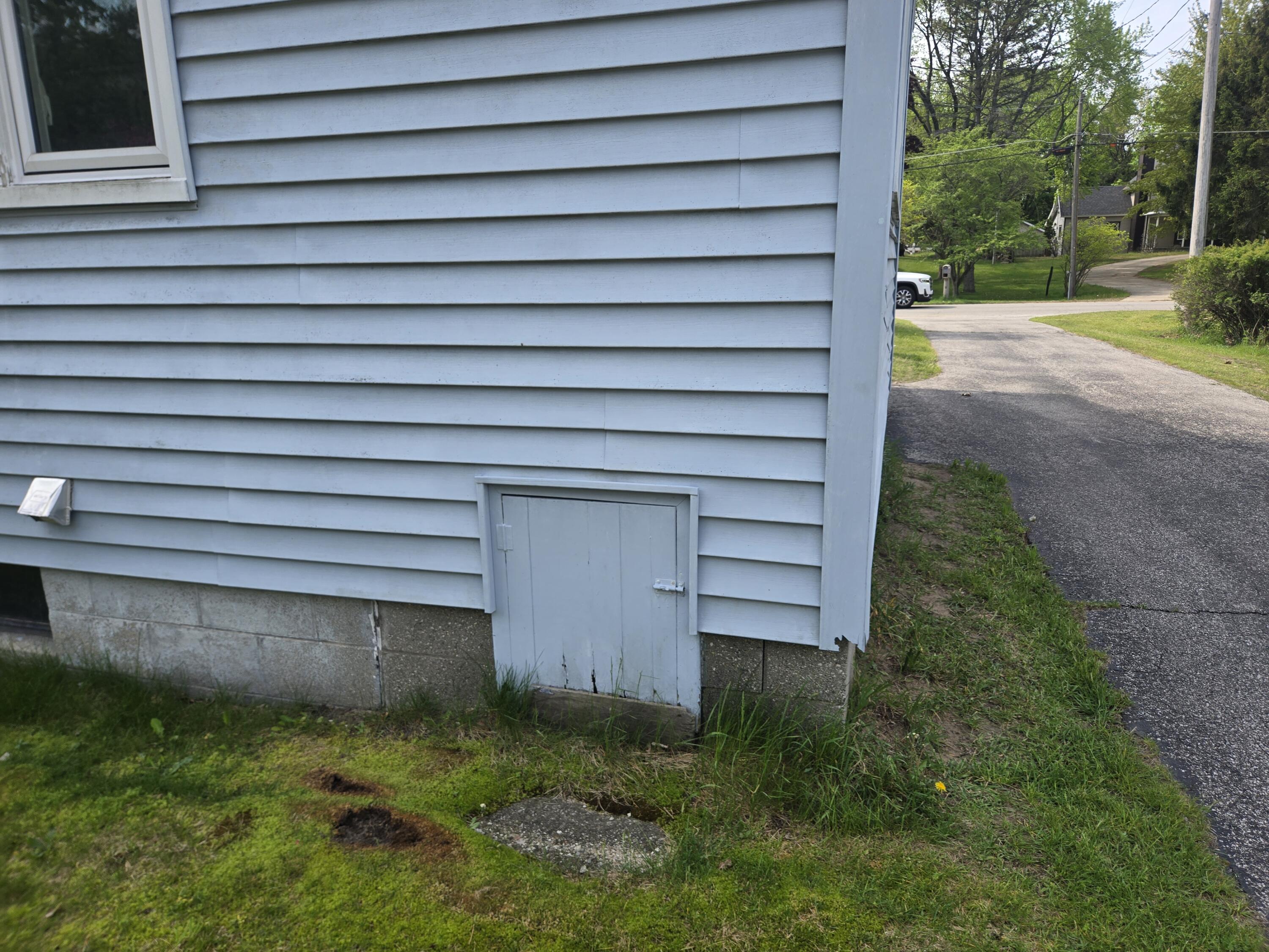 817 E Melendy Street Ludington MI 49431
