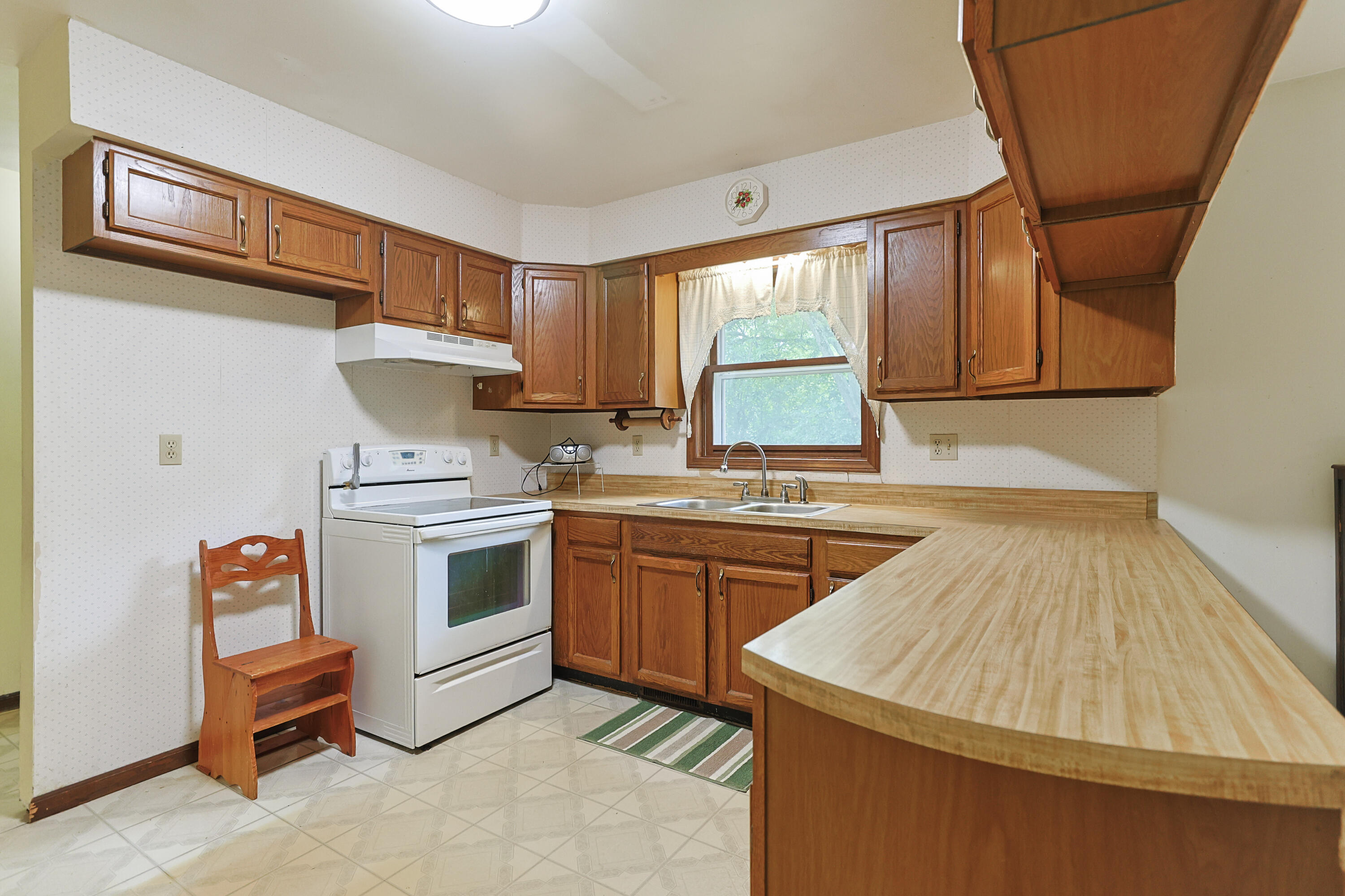 4060 Buffalo Buchanan MI 49107
