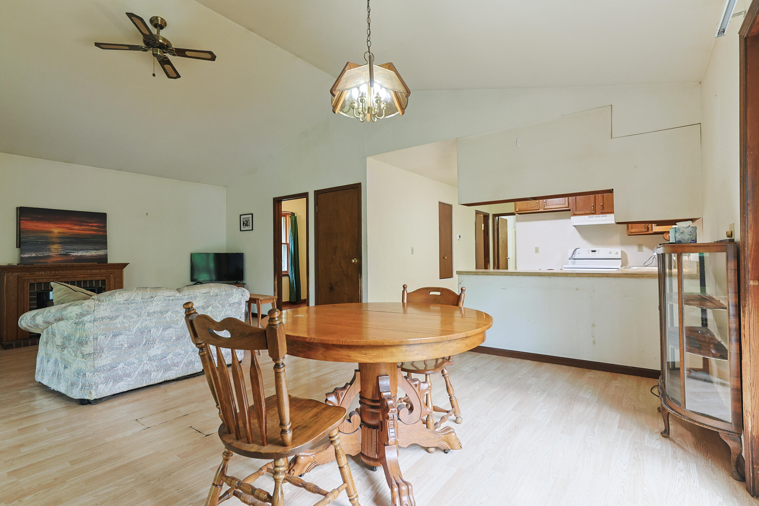 4060 Buffalo Buchanan MI 49107