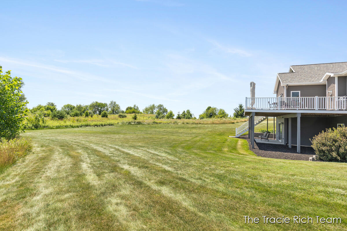 5930 12 Mile Road NE Rockford MI 49341