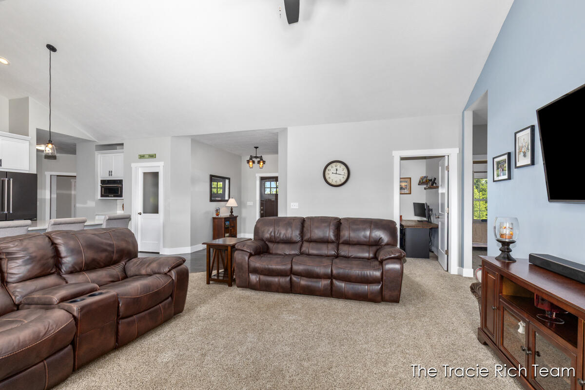 5930 12 Mile Road NE Rockford MI 49341