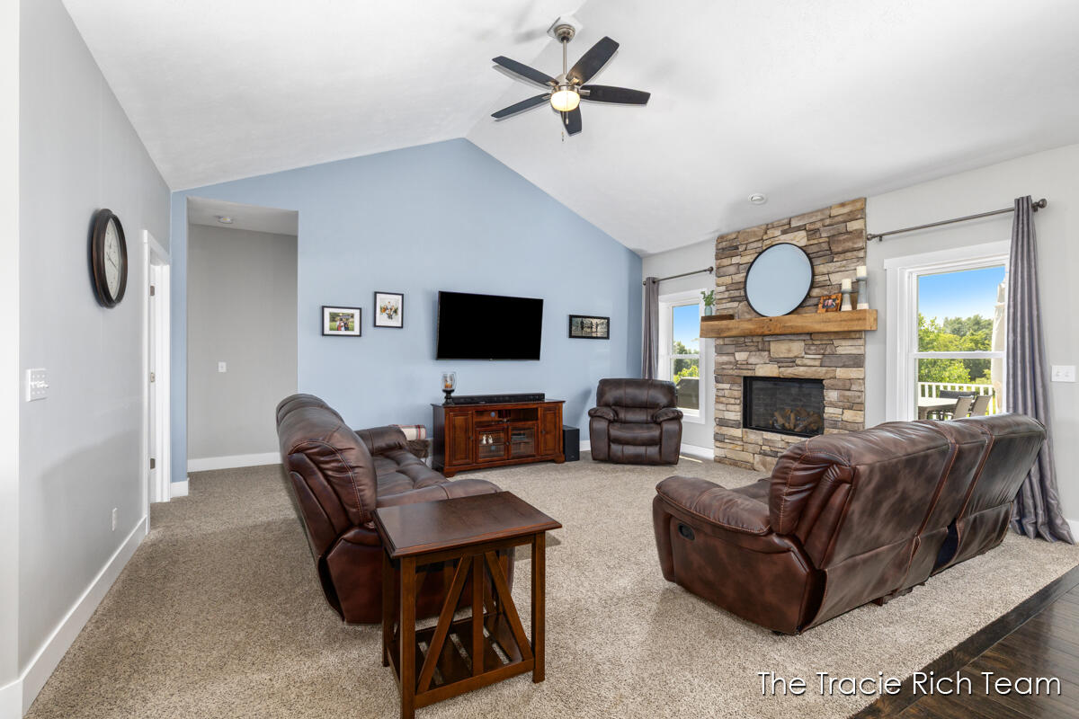 5930 12 Mile Road NE Rockford MI 49341