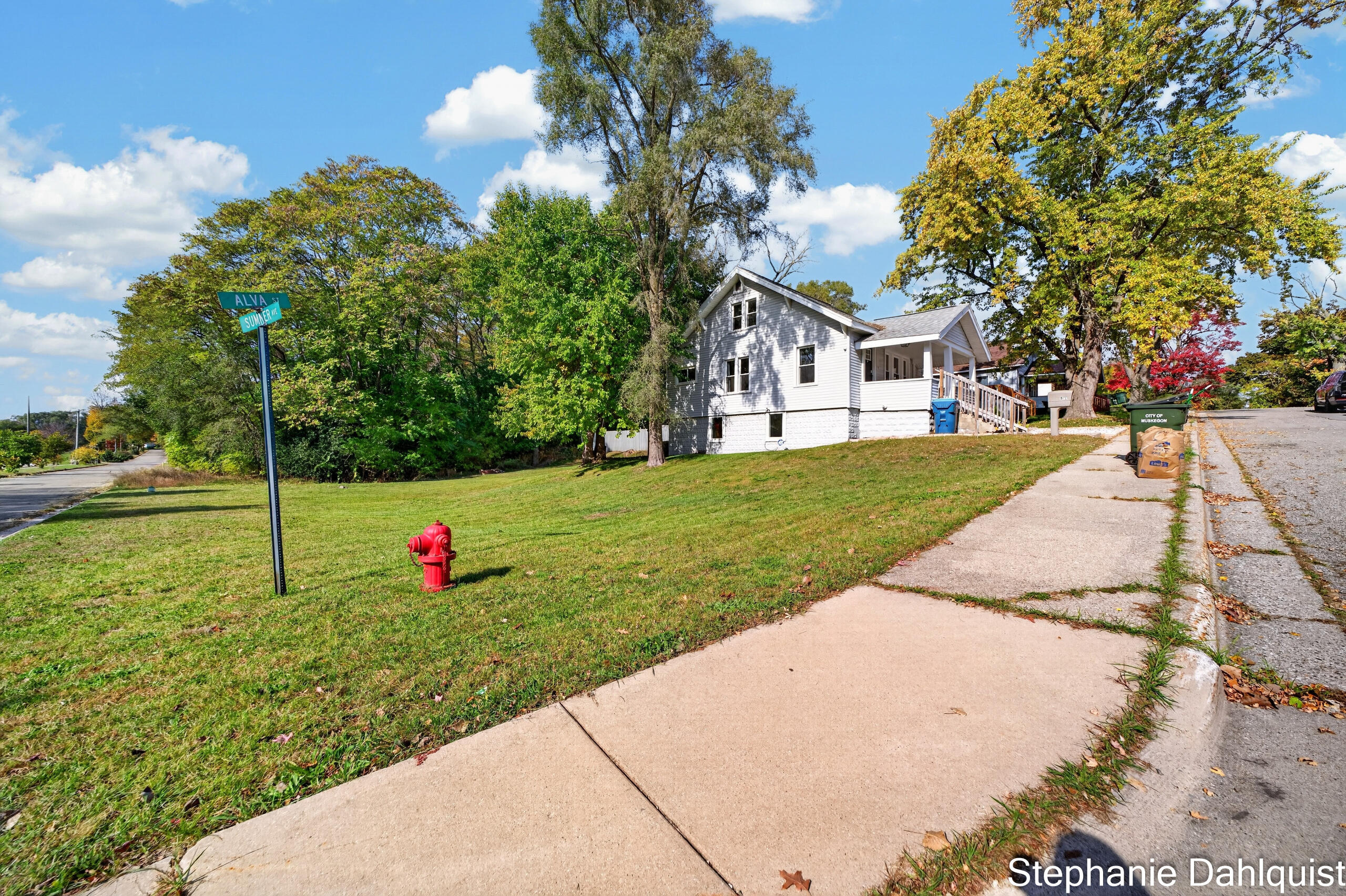 551 Alva Street Muskegon MI 49442