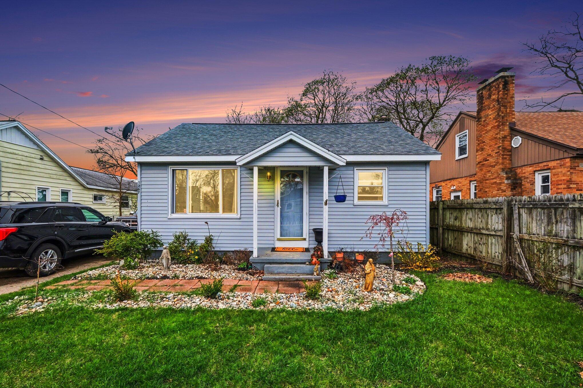1267 Graf Street Muskegon MI 49442