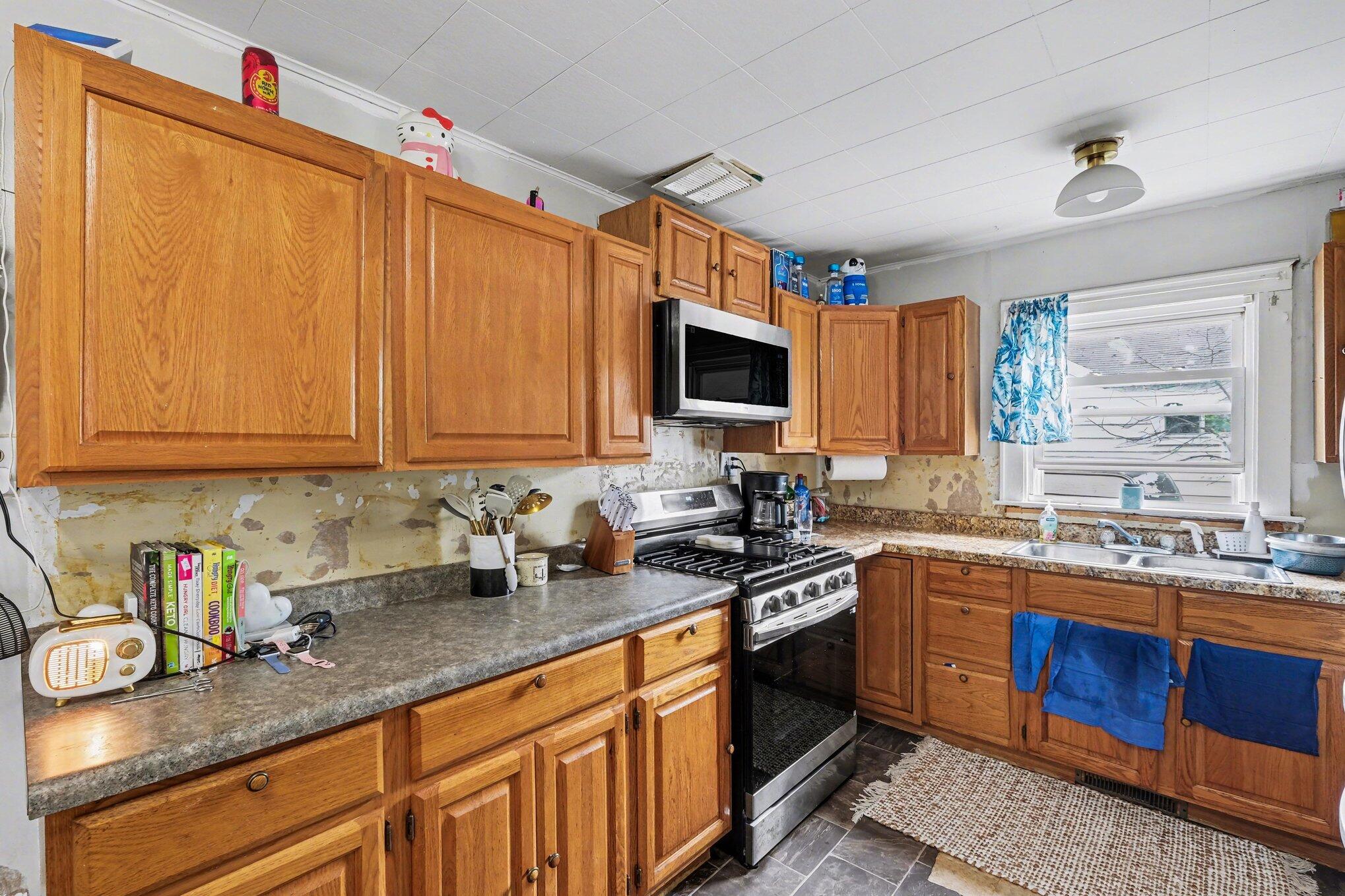 1267 Graf Street Muskegon MI 49442