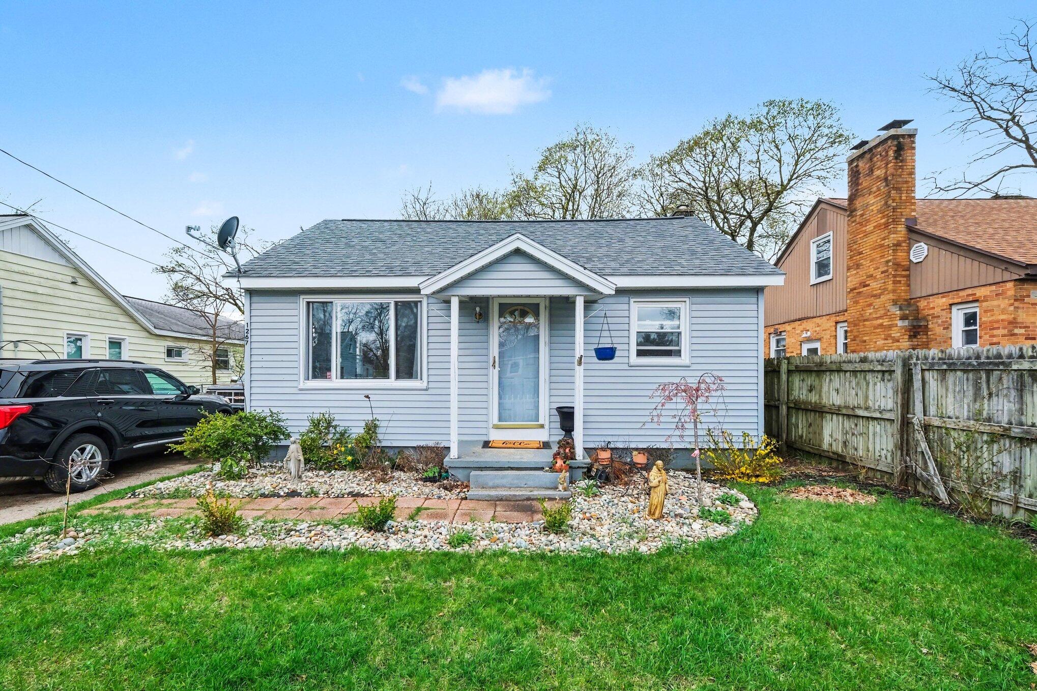 1267 Graf Street Muskegon MI 49442