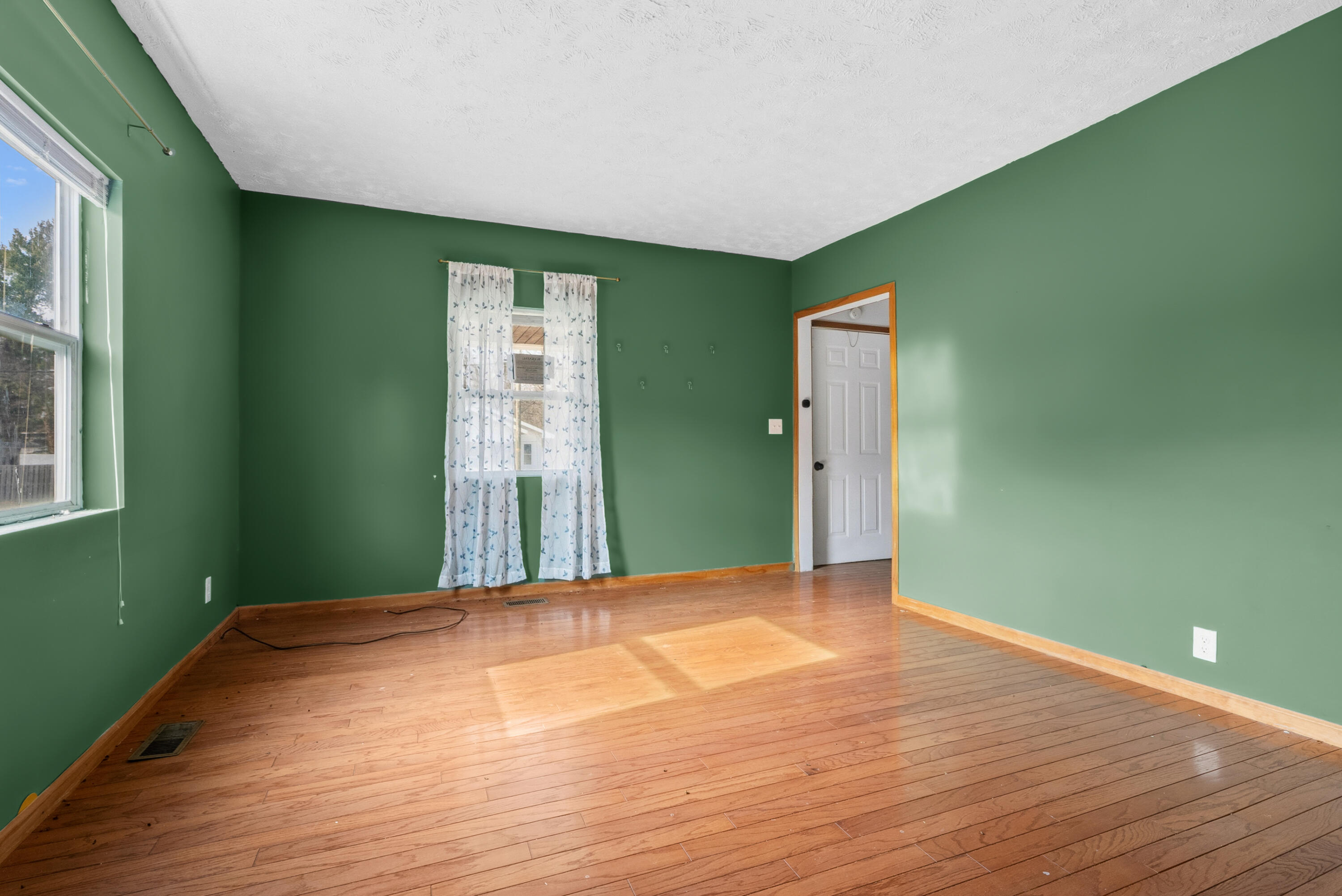 2120 E Main Street Kalamazoo MI 49048
