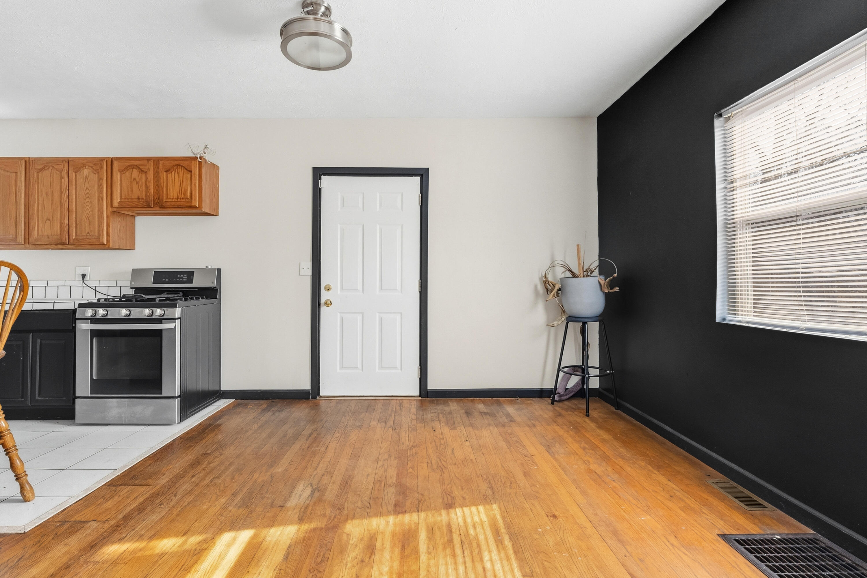 2120 E Main Street Kalamazoo MI 49048
