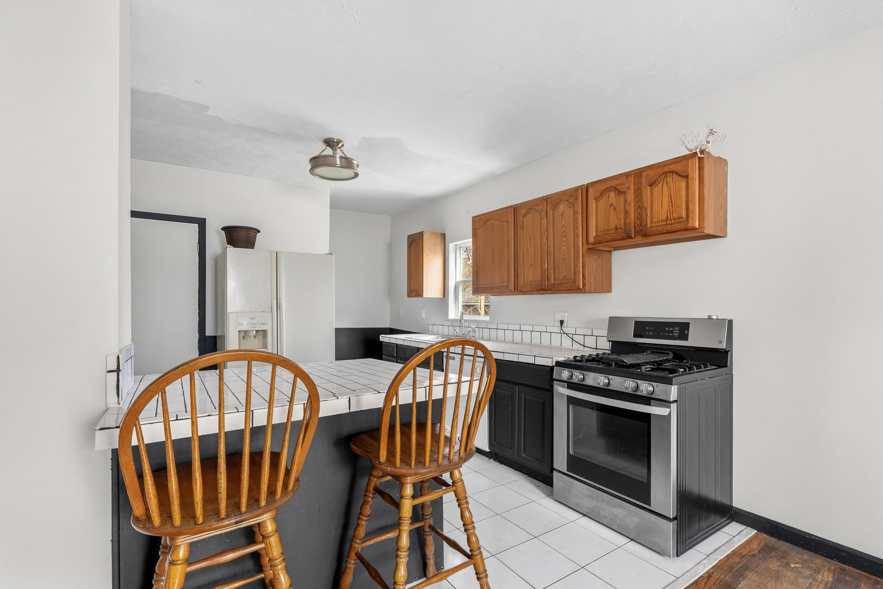 2120 E Main Street Kalamazoo MI 49048