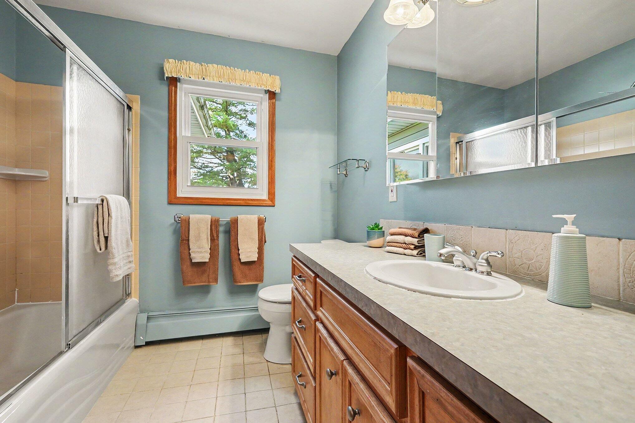 6833 Aleda Avenue SE Grand Rapids MI 49508