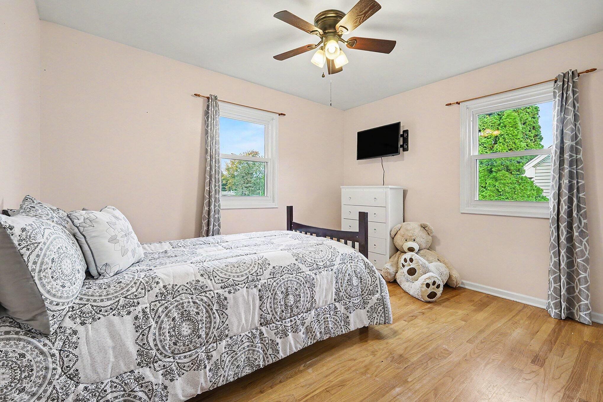 6833 Aleda Avenue SE Grand Rapids MI 49508