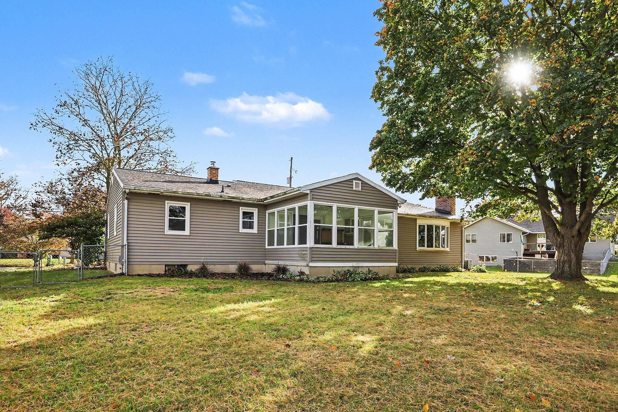 6833 Aleda Avenue SE Grand Rapids MI 49508