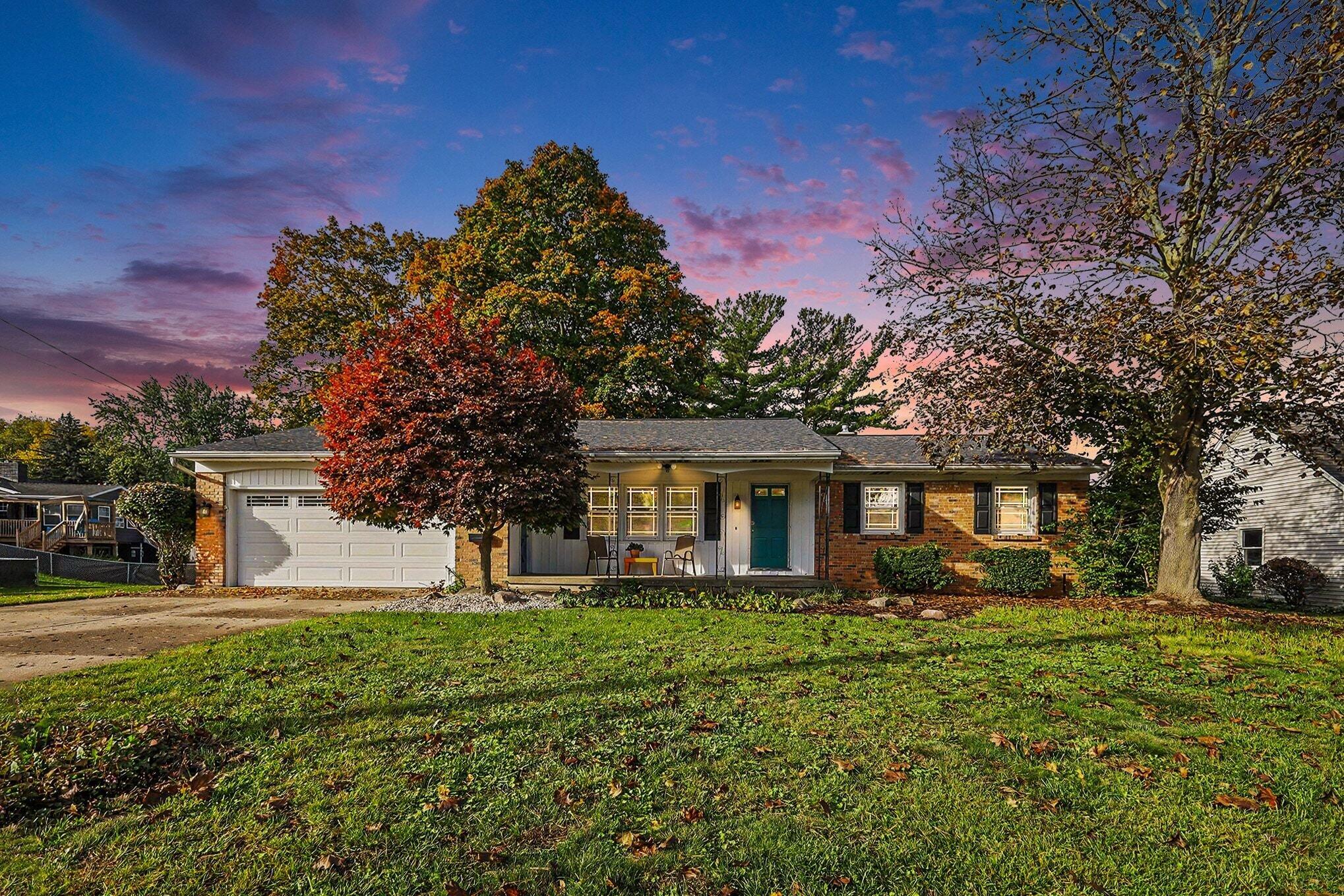 6833 Aleda Avenue SE Grand Rapids MI 49508