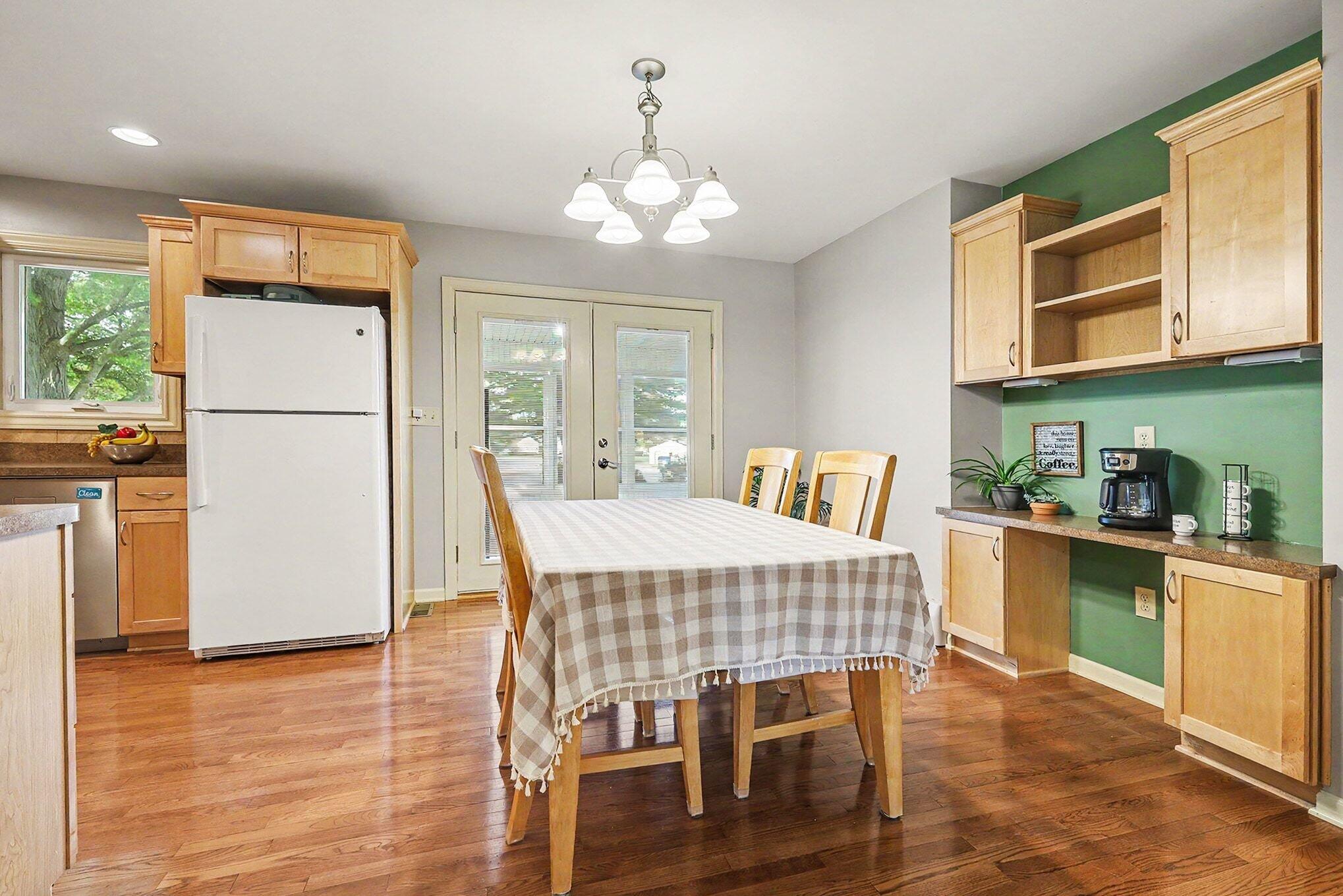 6833 Aleda Avenue SE Grand Rapids MI 49508