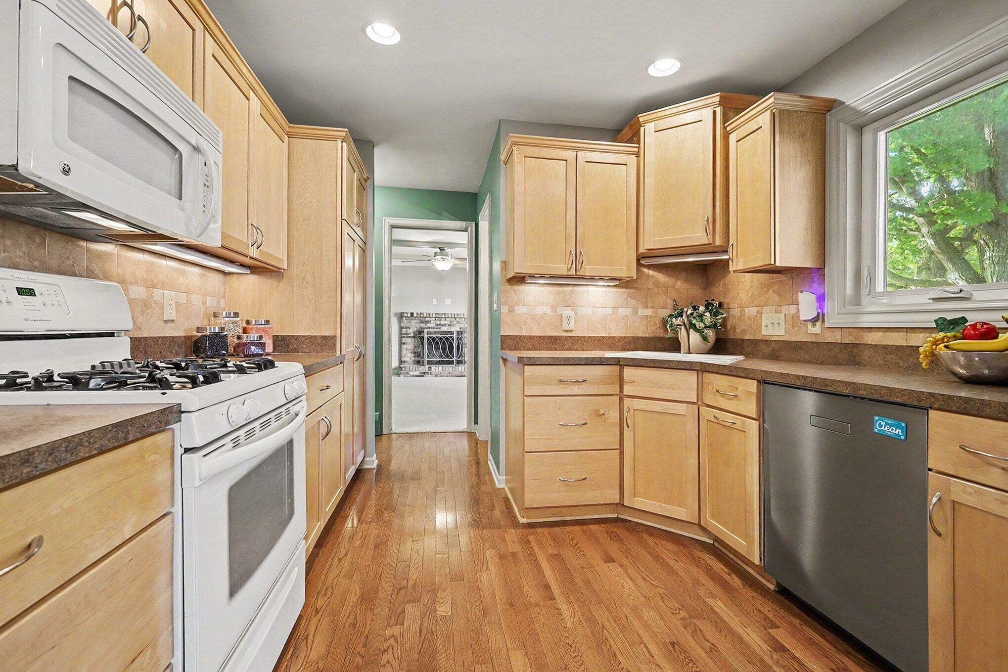 6833 Aleda Avenue SE Grand Rapids MI 49508