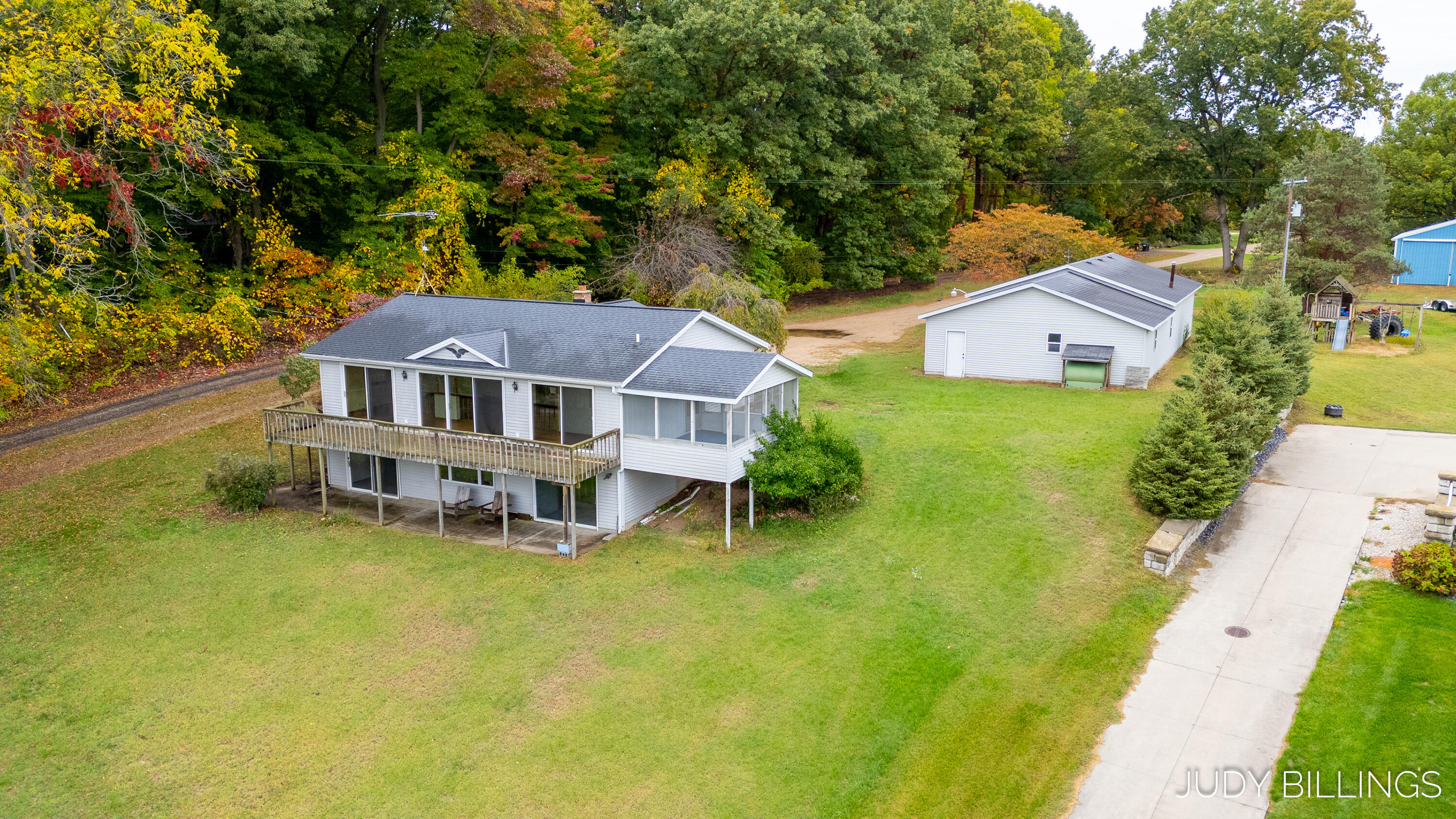 6342 Old Allegan Road Saugatuck MI 49453
