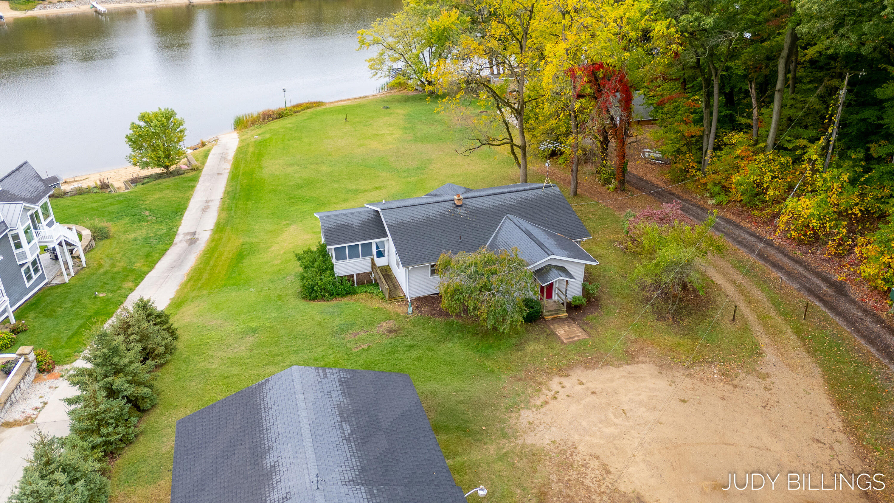 6342 Old Allegan Road Saugatuck MI 49453