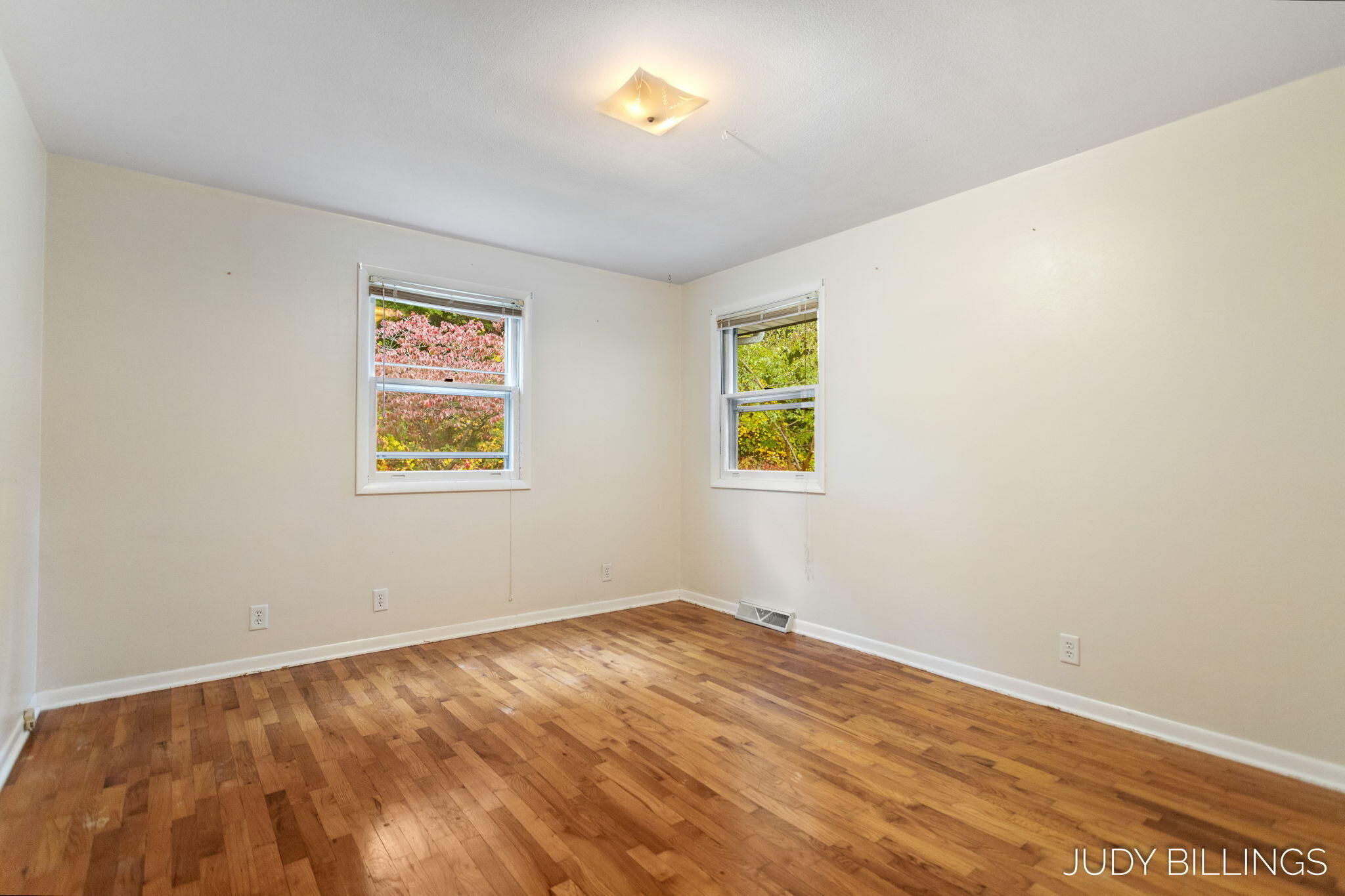 6342 Old Allegan Road Saugatuck MI 49453