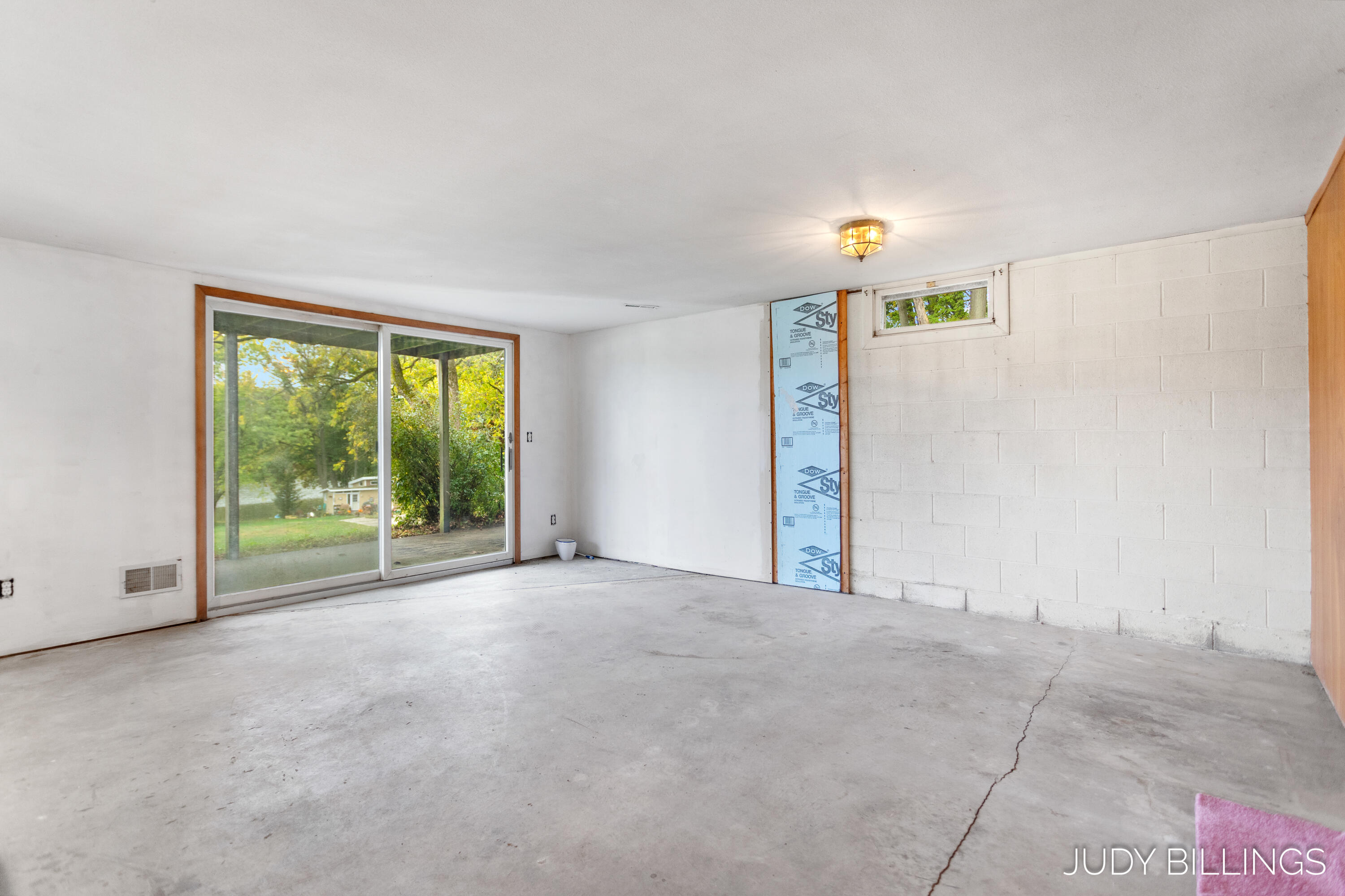 6342 Old Allegan Road Saugatuck MI 49453