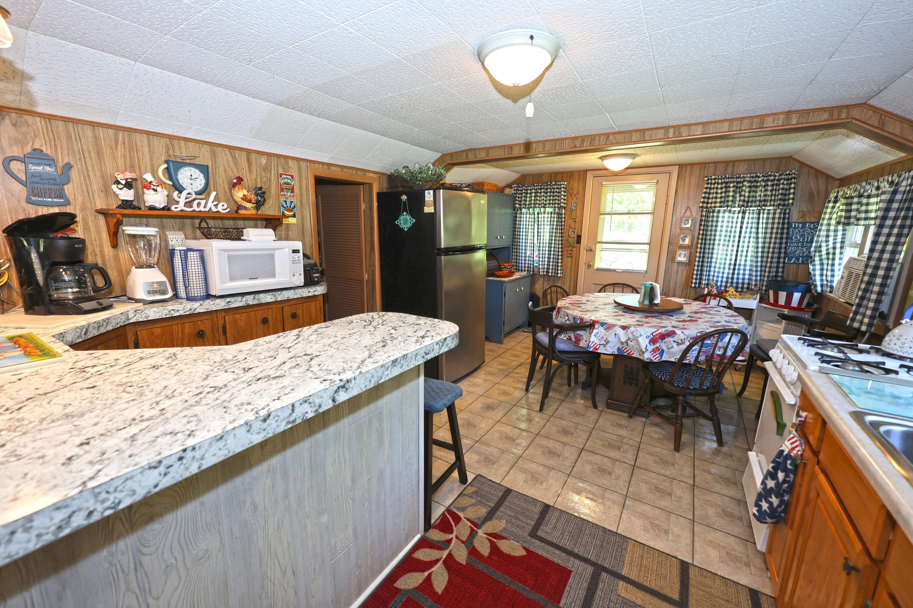 66205 94th Avenue Dowagiac MI 49047