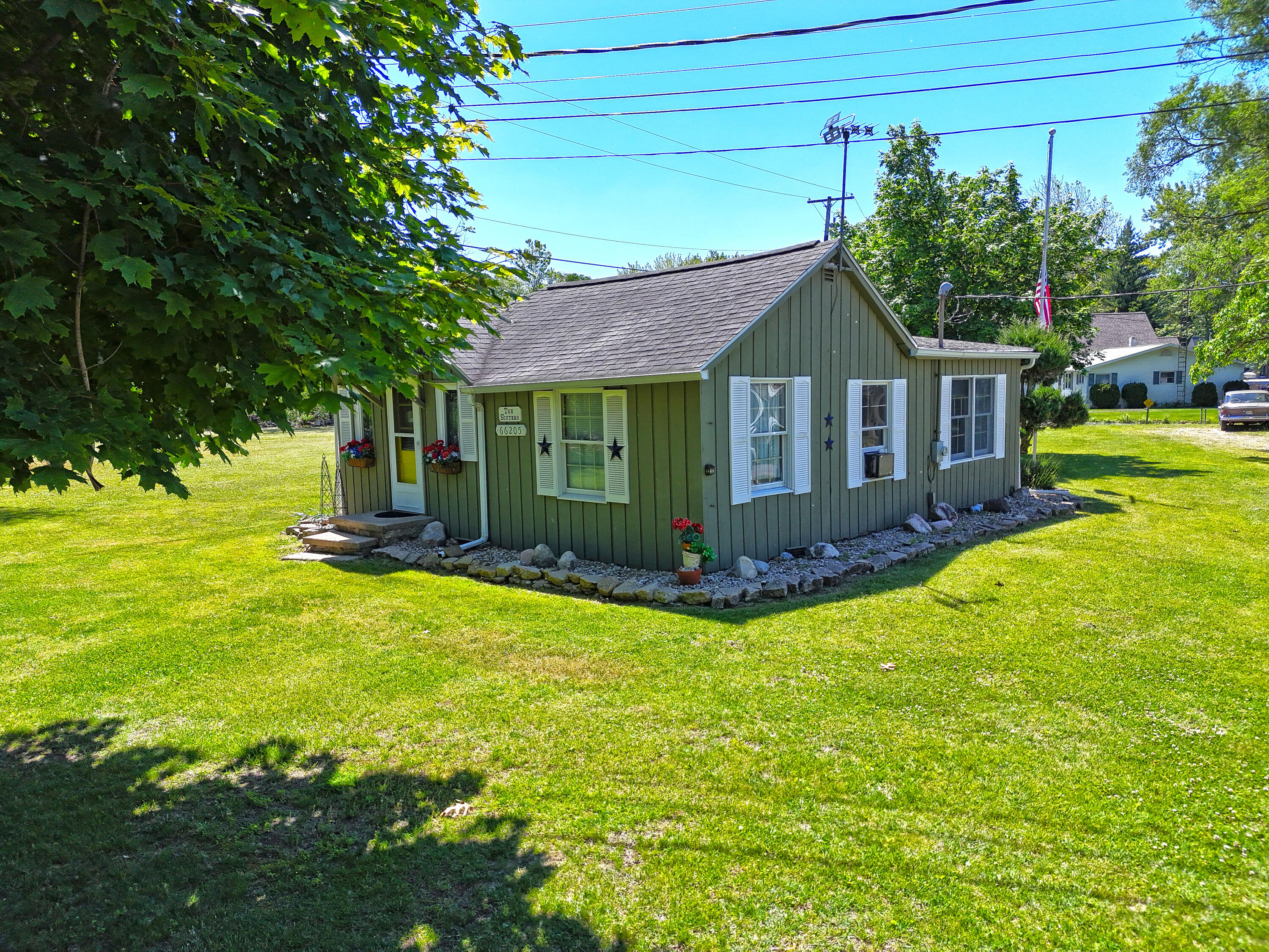 66205 94th Avenue Dowagiac MI 49047