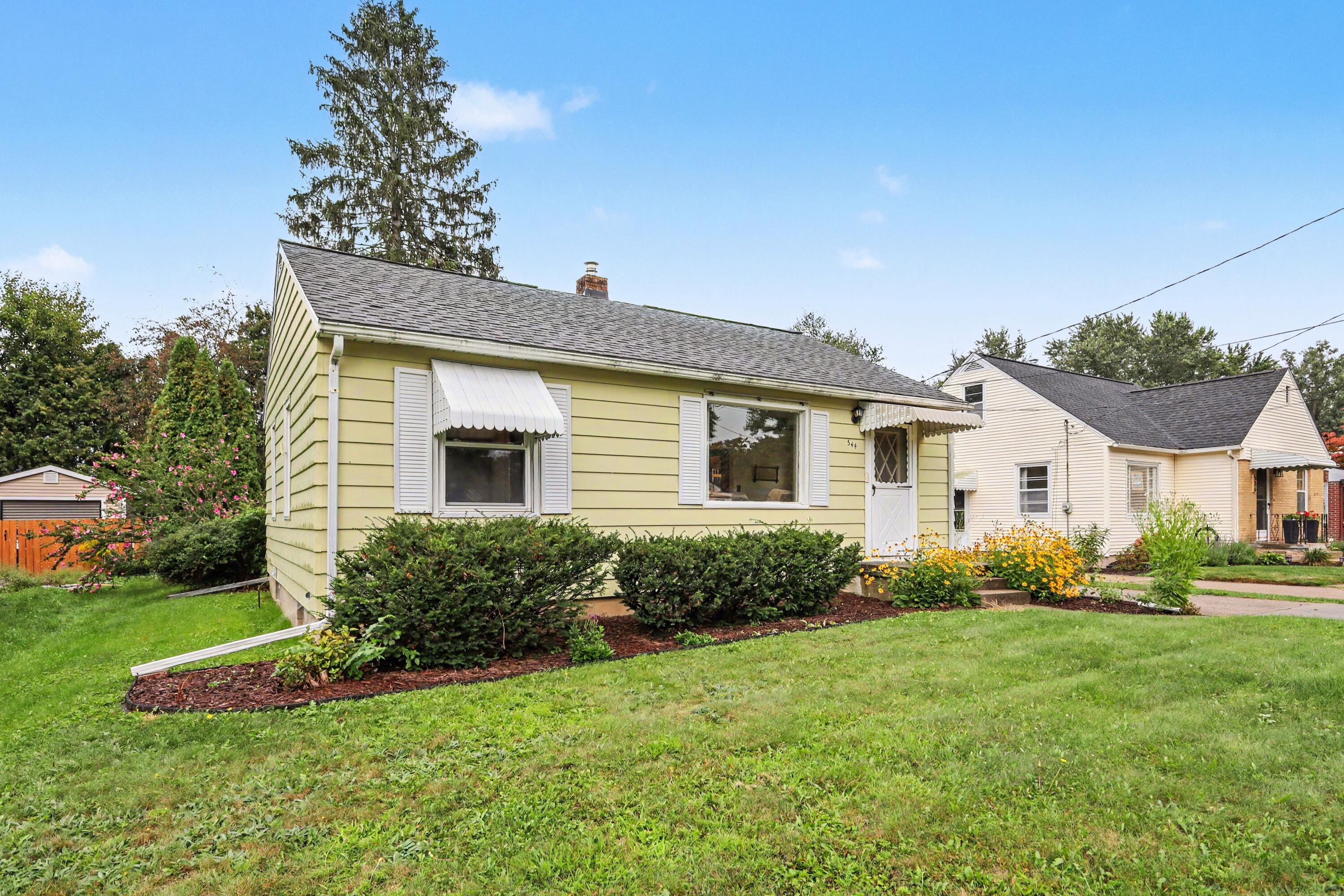 544 Charlotte Avenue NW Grand Rapids MI 49504