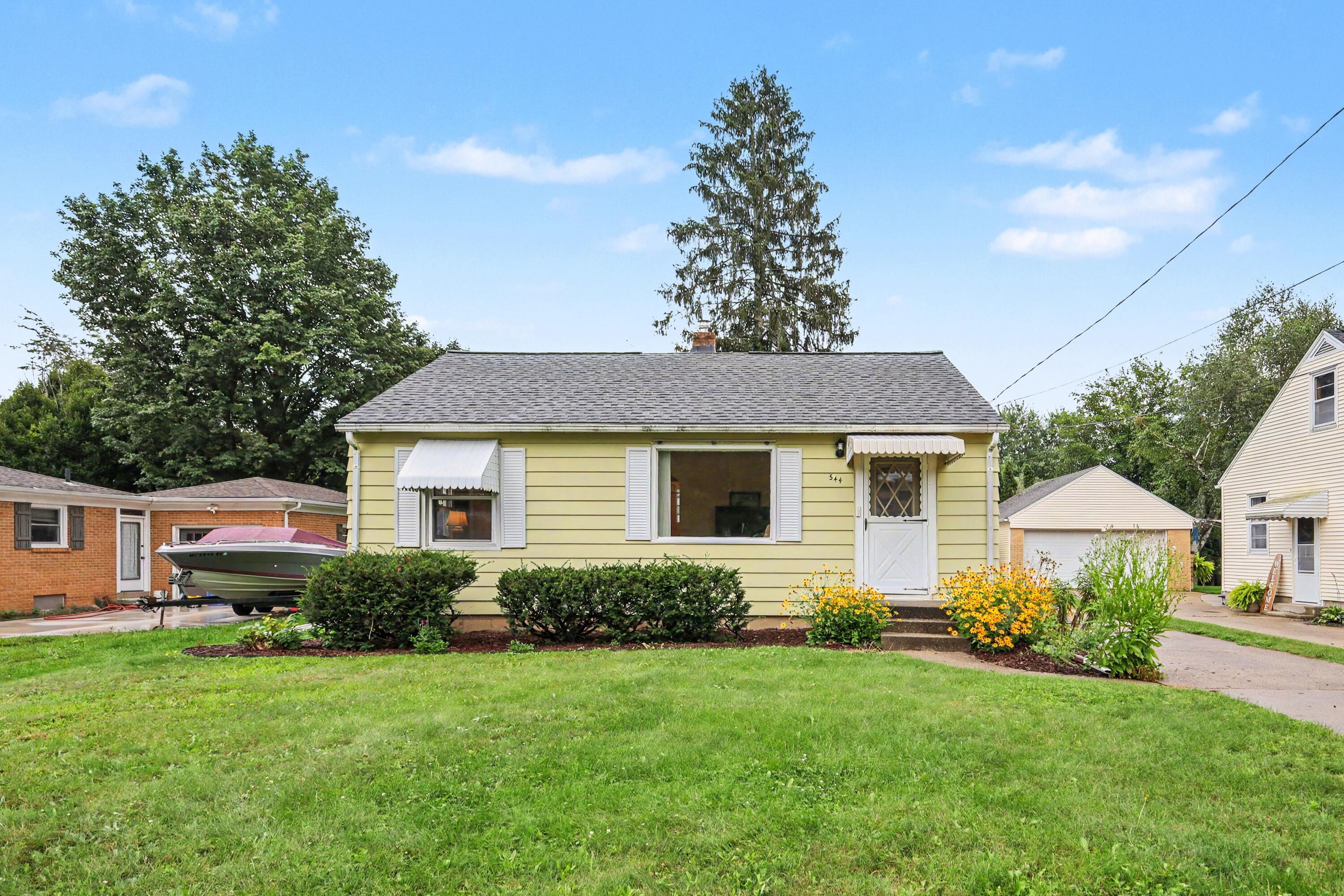 544 Charlotte Avenue NW Grand Rapids MI 49504