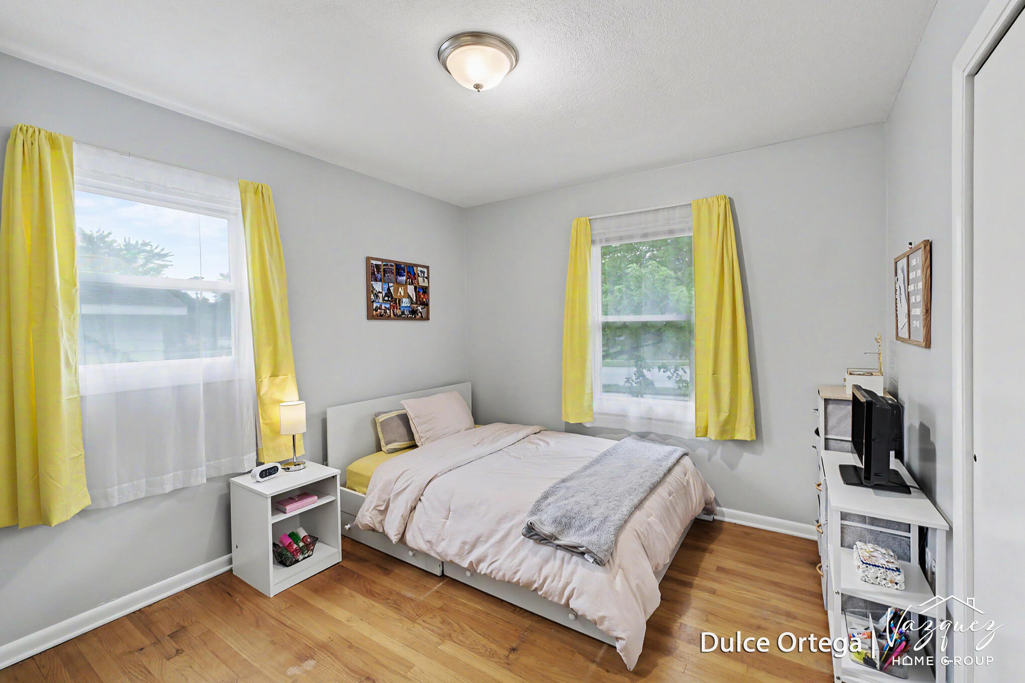 2700 Pohens Avenue NW Grand Rapids MI 49544