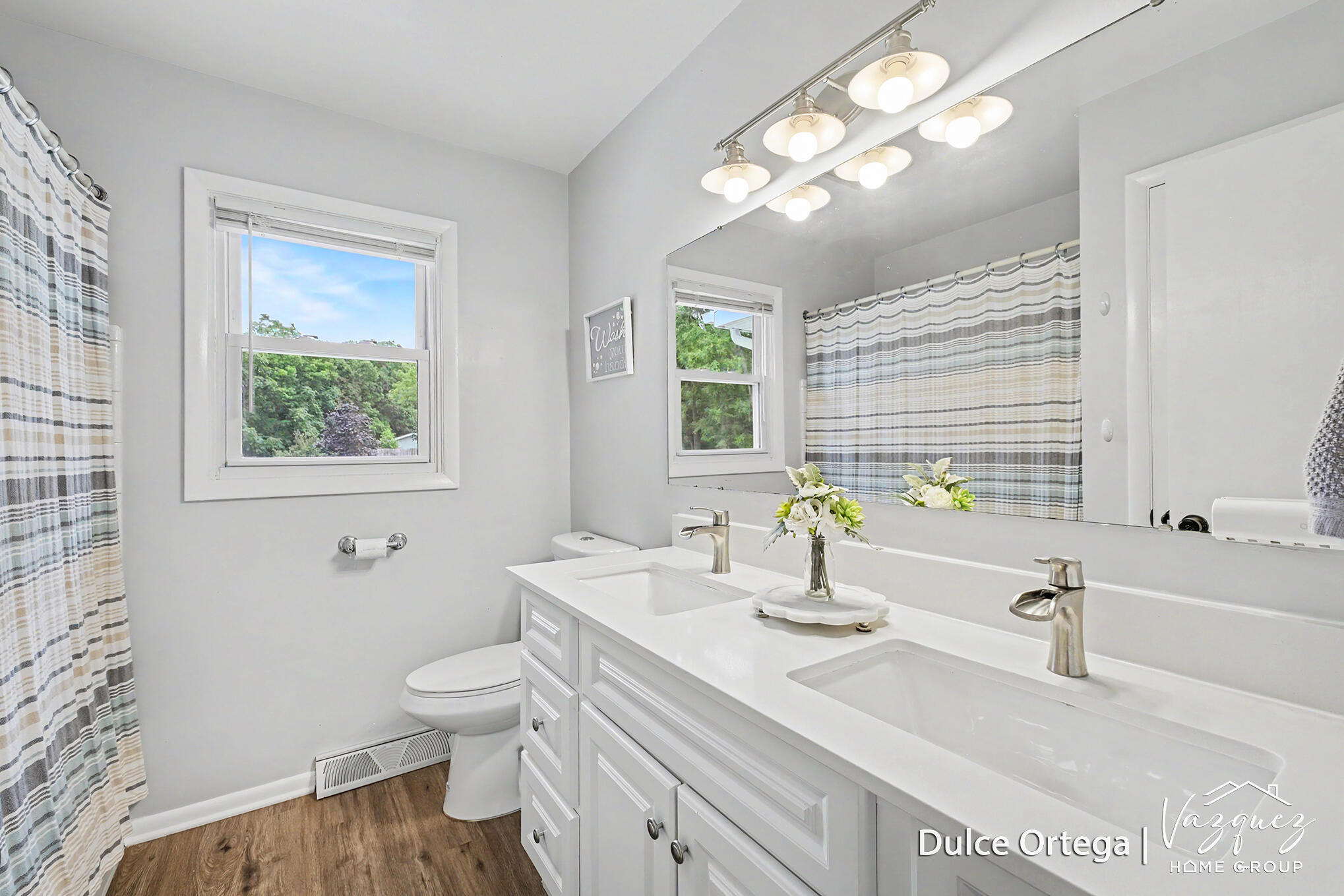 2700 Pohens Avenue NW Grand Rapids MI 49544