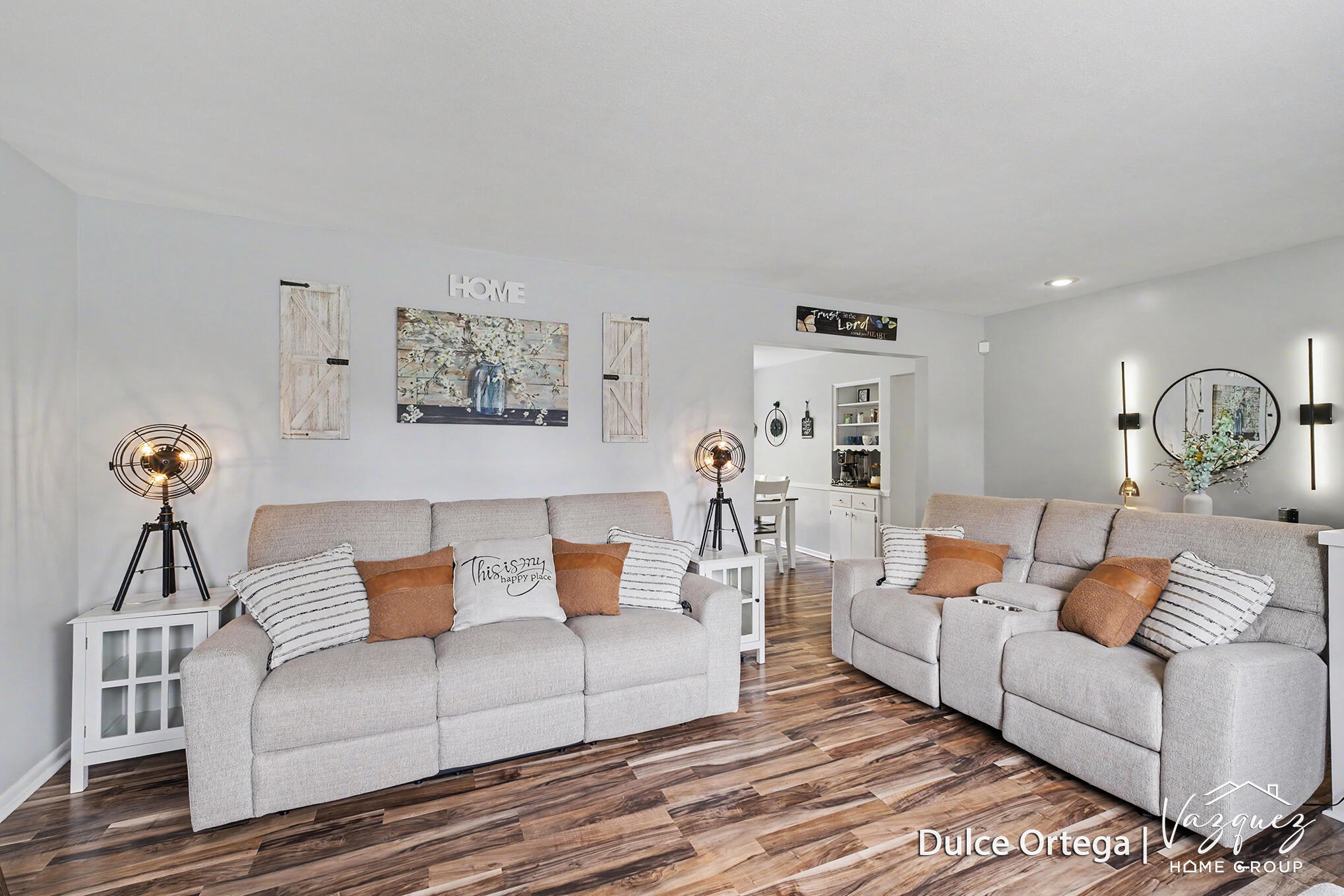 2700 Pohens Avenue NW Grand Rapids MI 49544