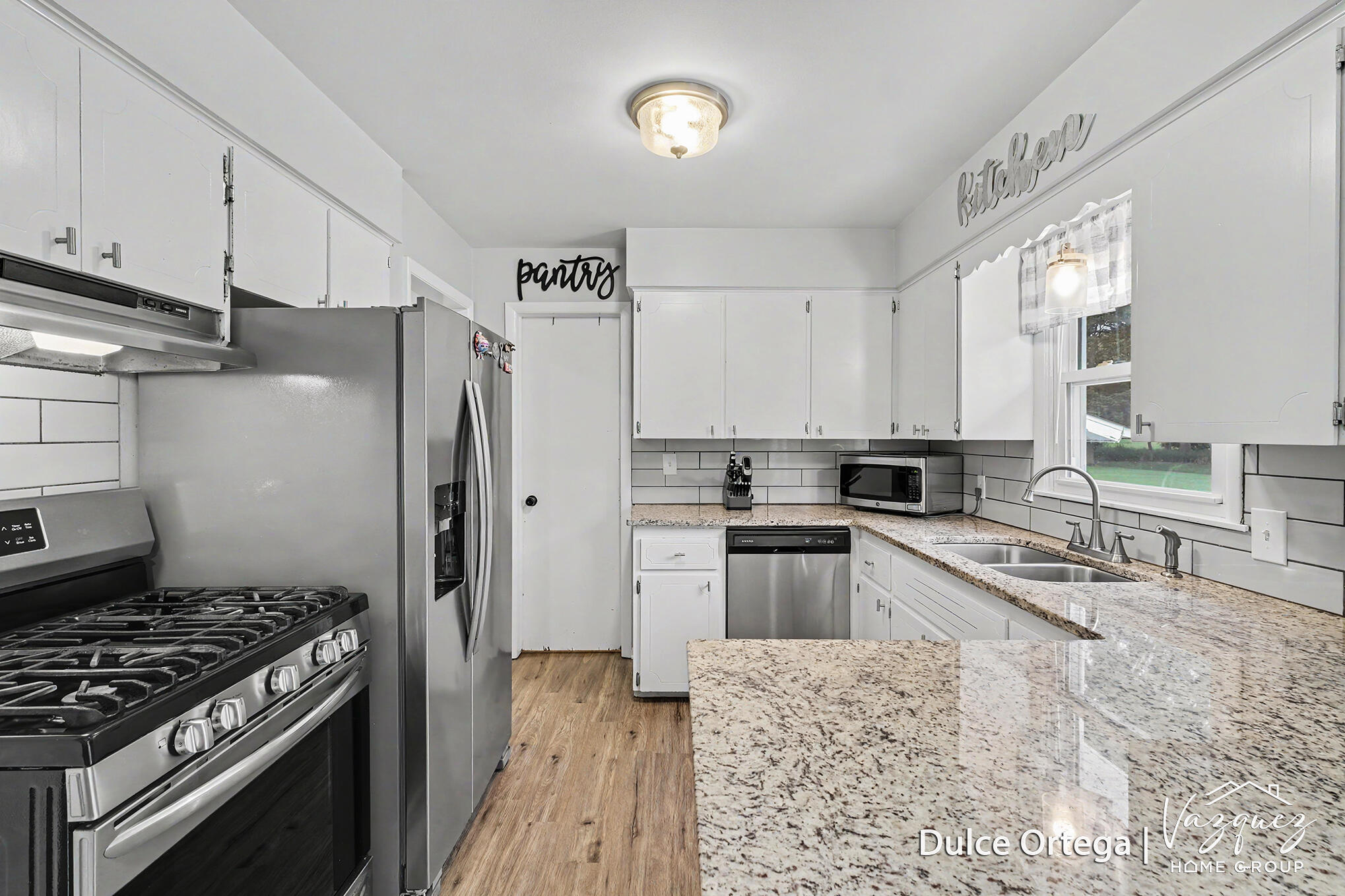 2700 Pohens Avenue NW Grand Rapids MI 49544