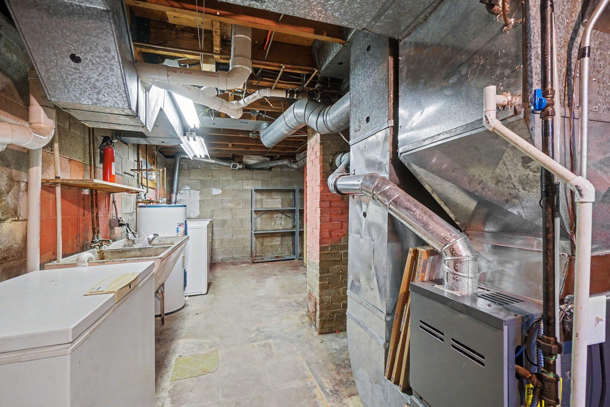 1332 Colgrove Avenue Kalamazoo MI 49048