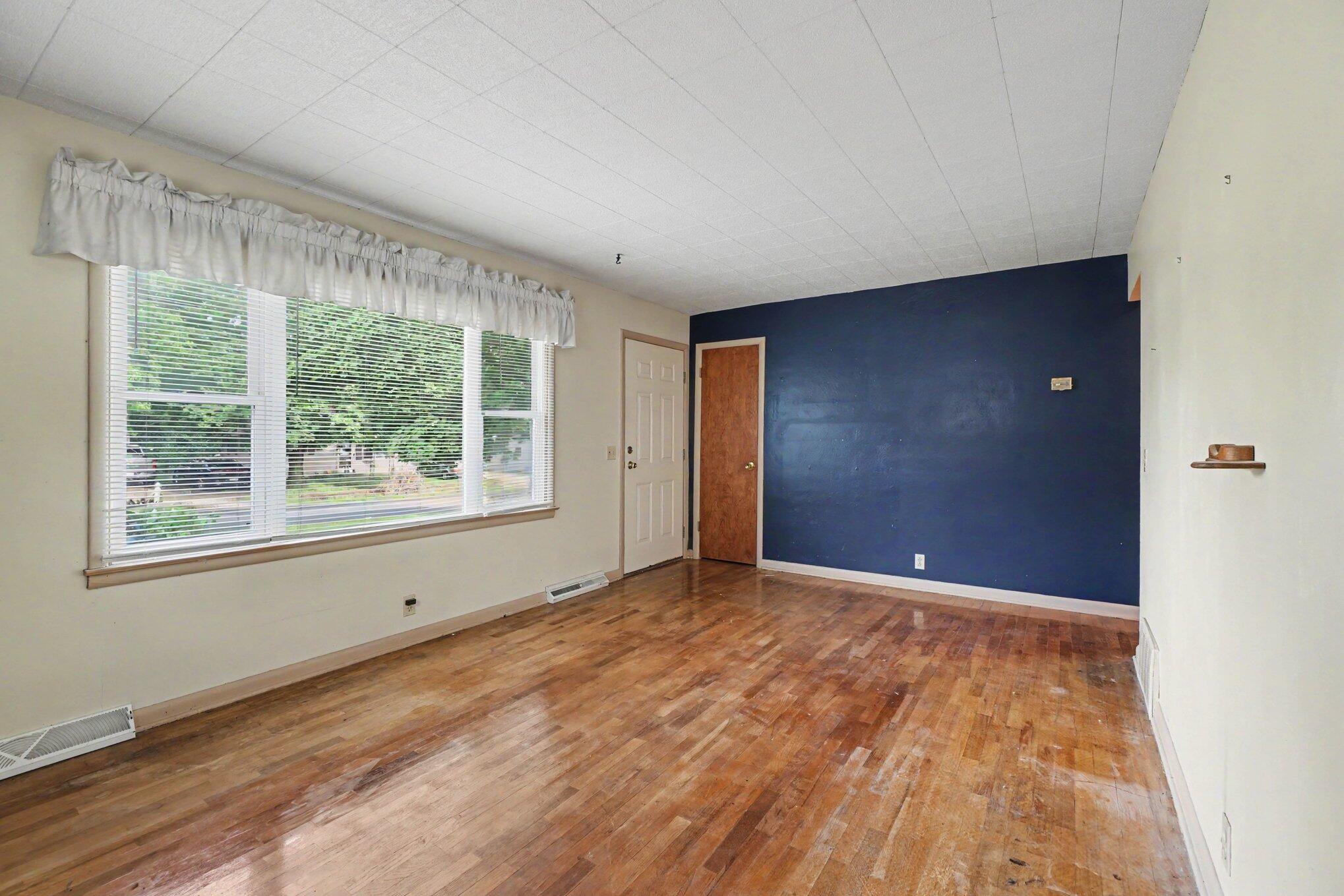 1332 Colgrove Avenue Kalamazoo MI 49048