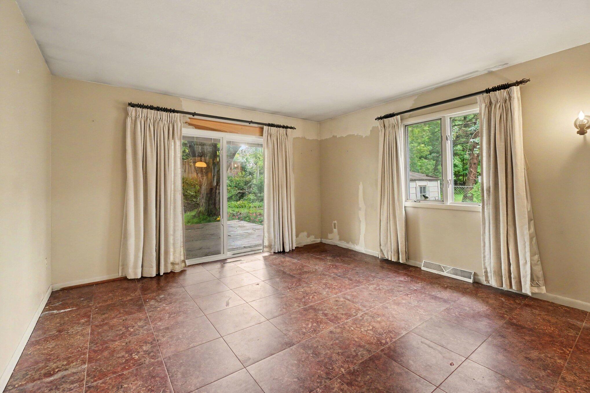 1332 Colgrove Avenue Kalamazoo MI 49048