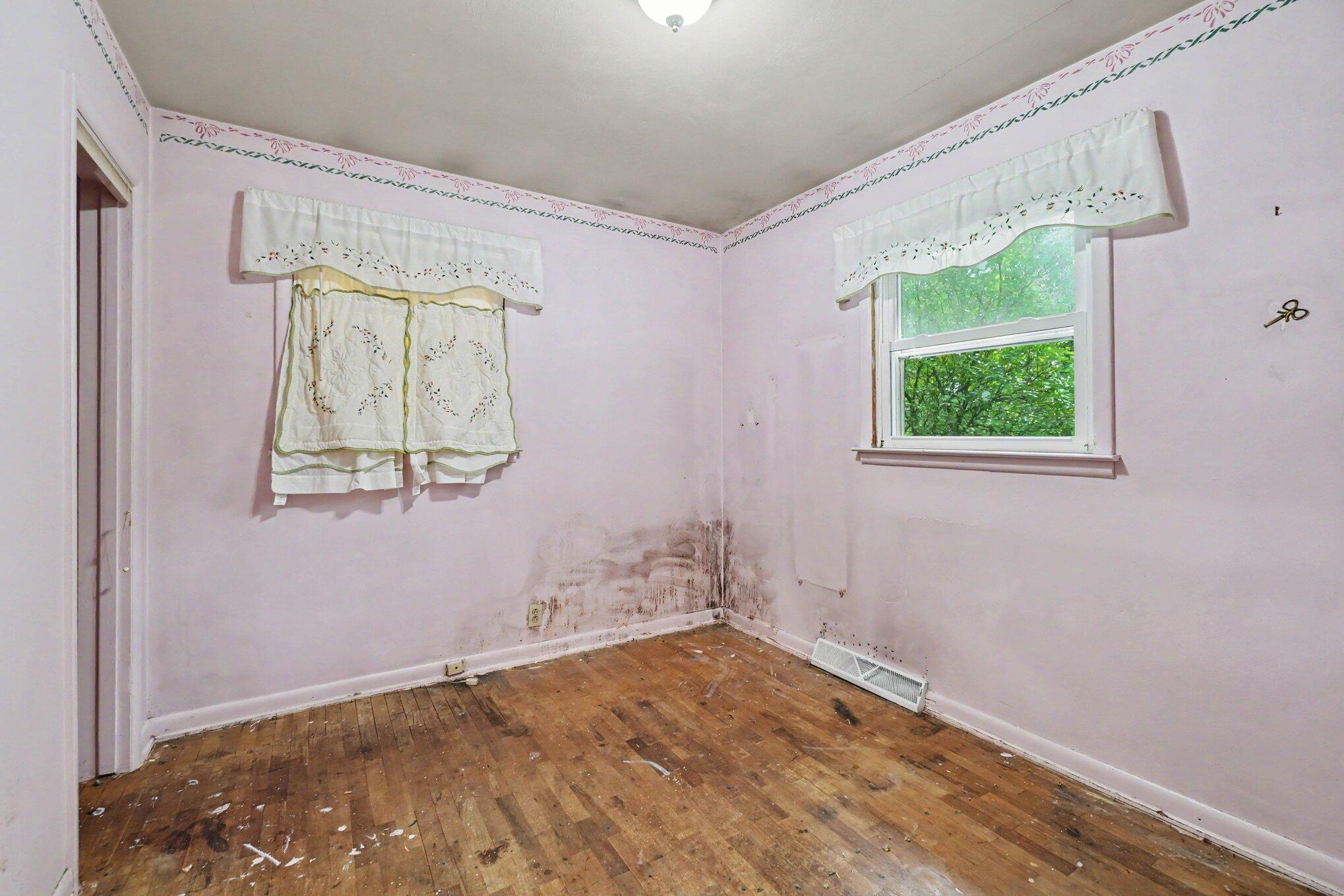 1332 Colgrove Avenue Kalamazoo MI 49048